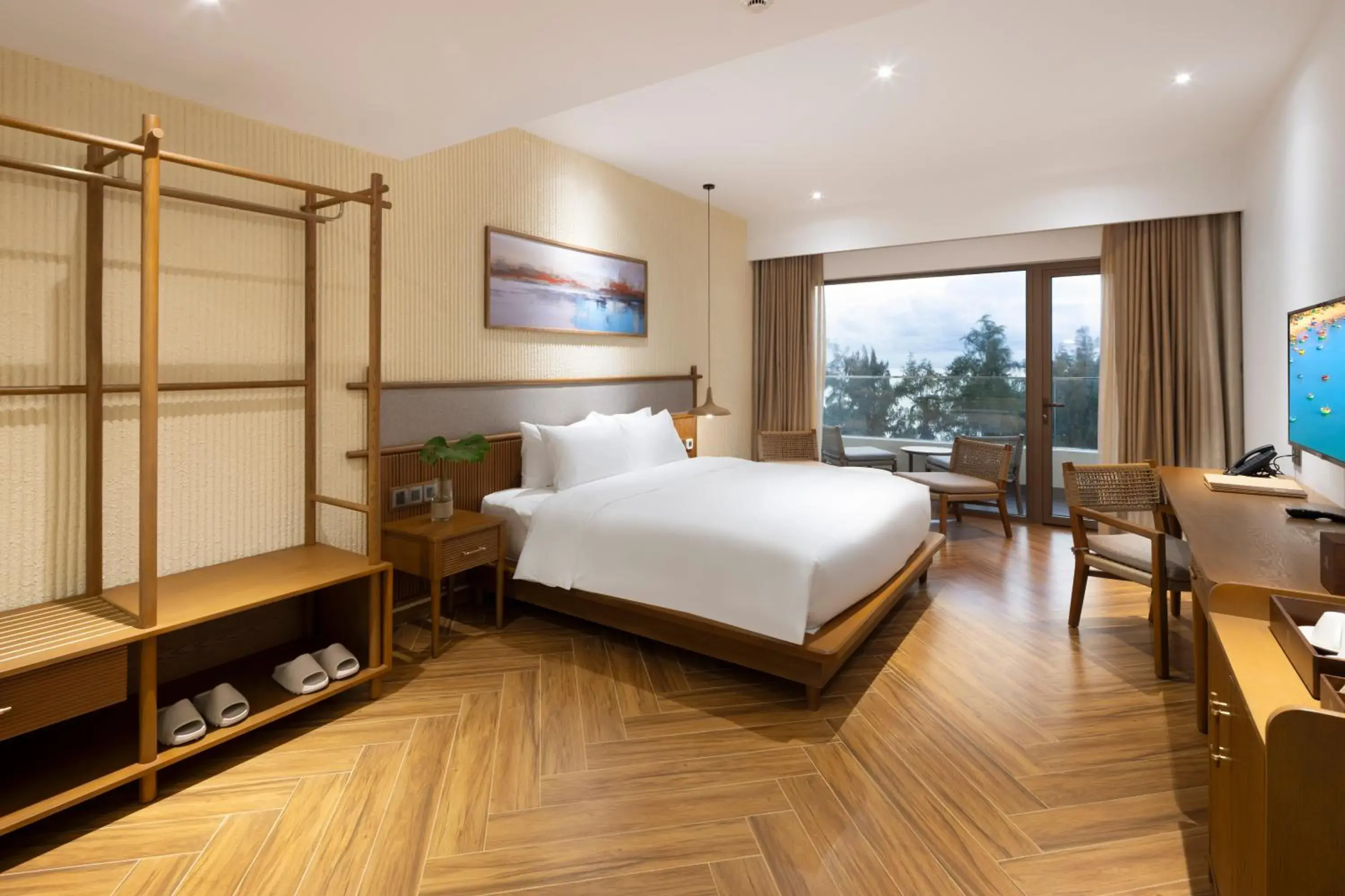 King Room in Iconic Long Hai Hotel King Room in Iconic Long Hai Hotel