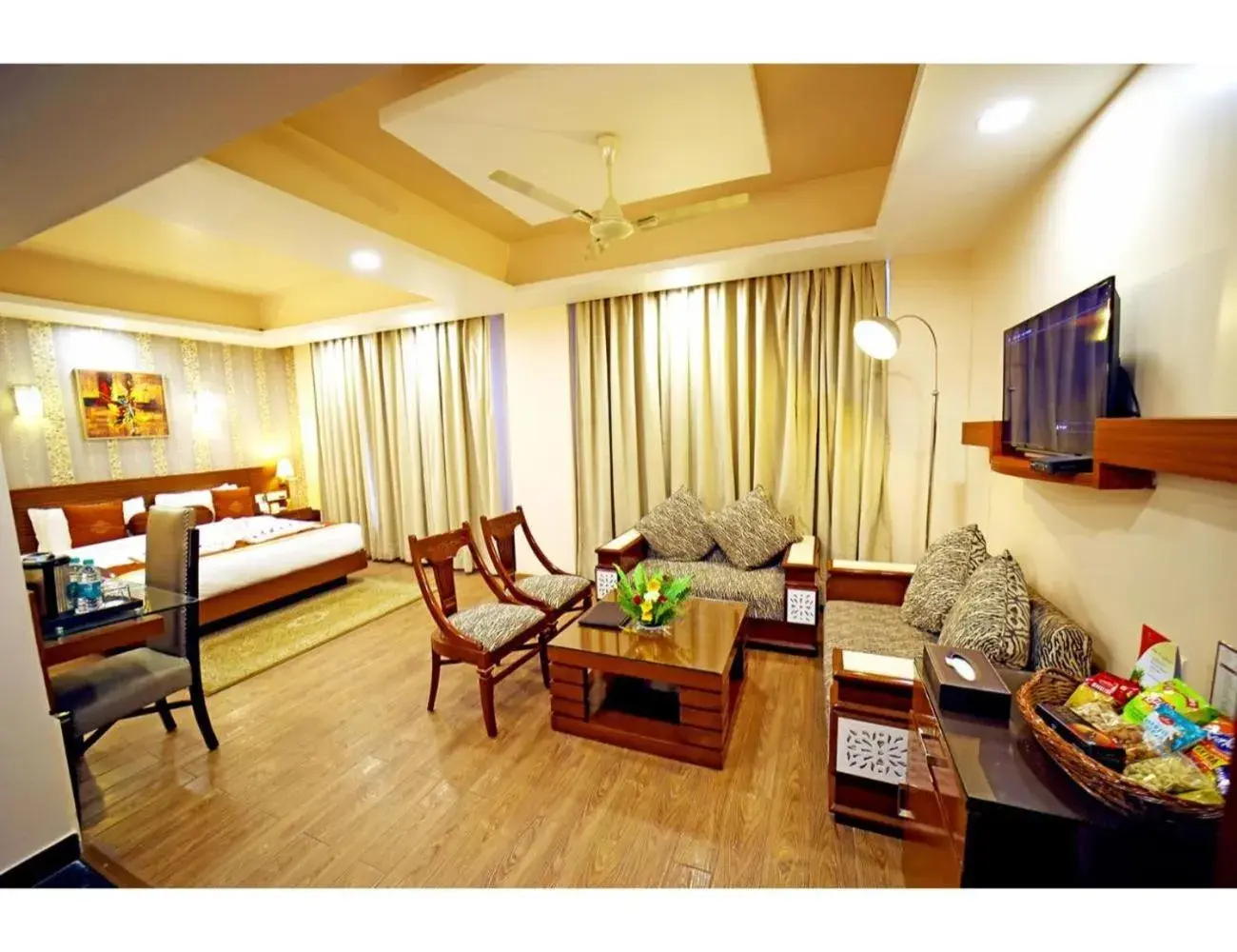 Double Room in The Red Velvet Hotel Samarpan, Patna Double Room in The Red Velvet Hotel Samarpan, Patna