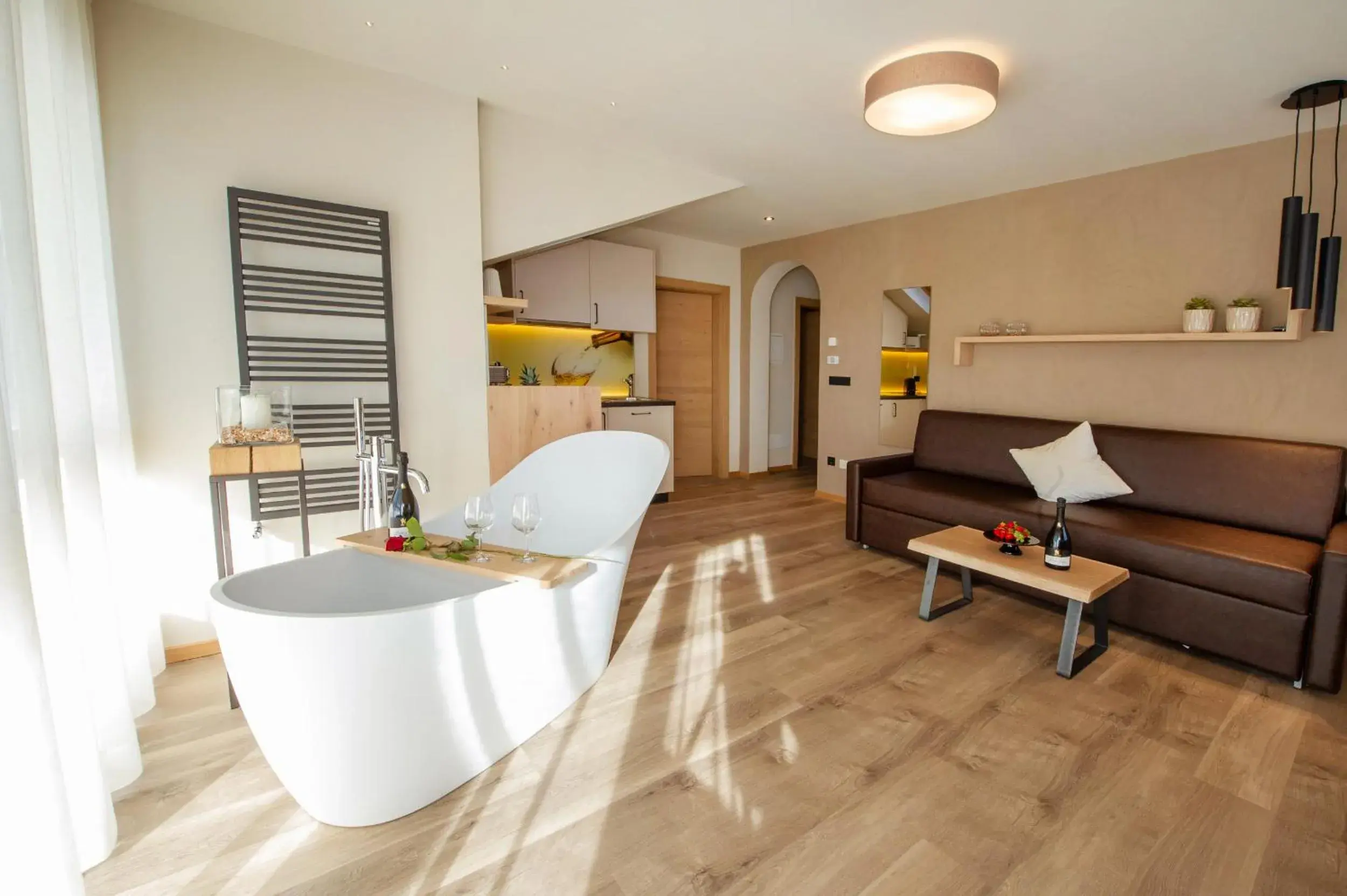 Apartment with Pool View in Haus Gregori Modern & Central Stay in Vineyard with Rooftop & Served Breakfast Apartment with Pool View in Haus Gregori Modern & Central Stay in Vineyard with Rooftop & Served Breakfast