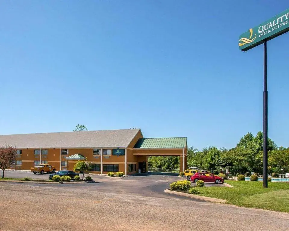 Quality Inn And Suites Centerv Quality Inn And Suites Centerv