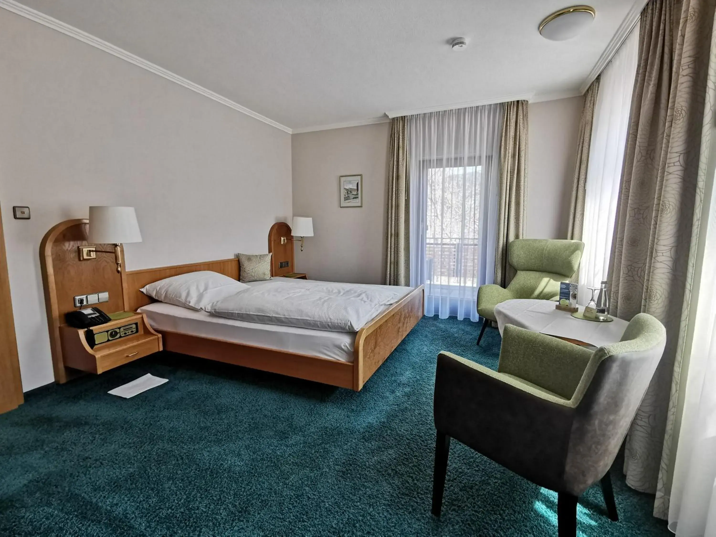 Double Room - single occupancy in Hotel-Gasthaus zur Eiche Double Room - single occupancy in Hotel-Gasthaus zur Eiche