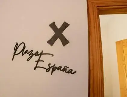 Family Room with Private Bathroom - single occupancy in Castillo Fortaleza de Ateca Family Room with Private Bathroom - single occupancy in Castillo Fortaleza de Ateca