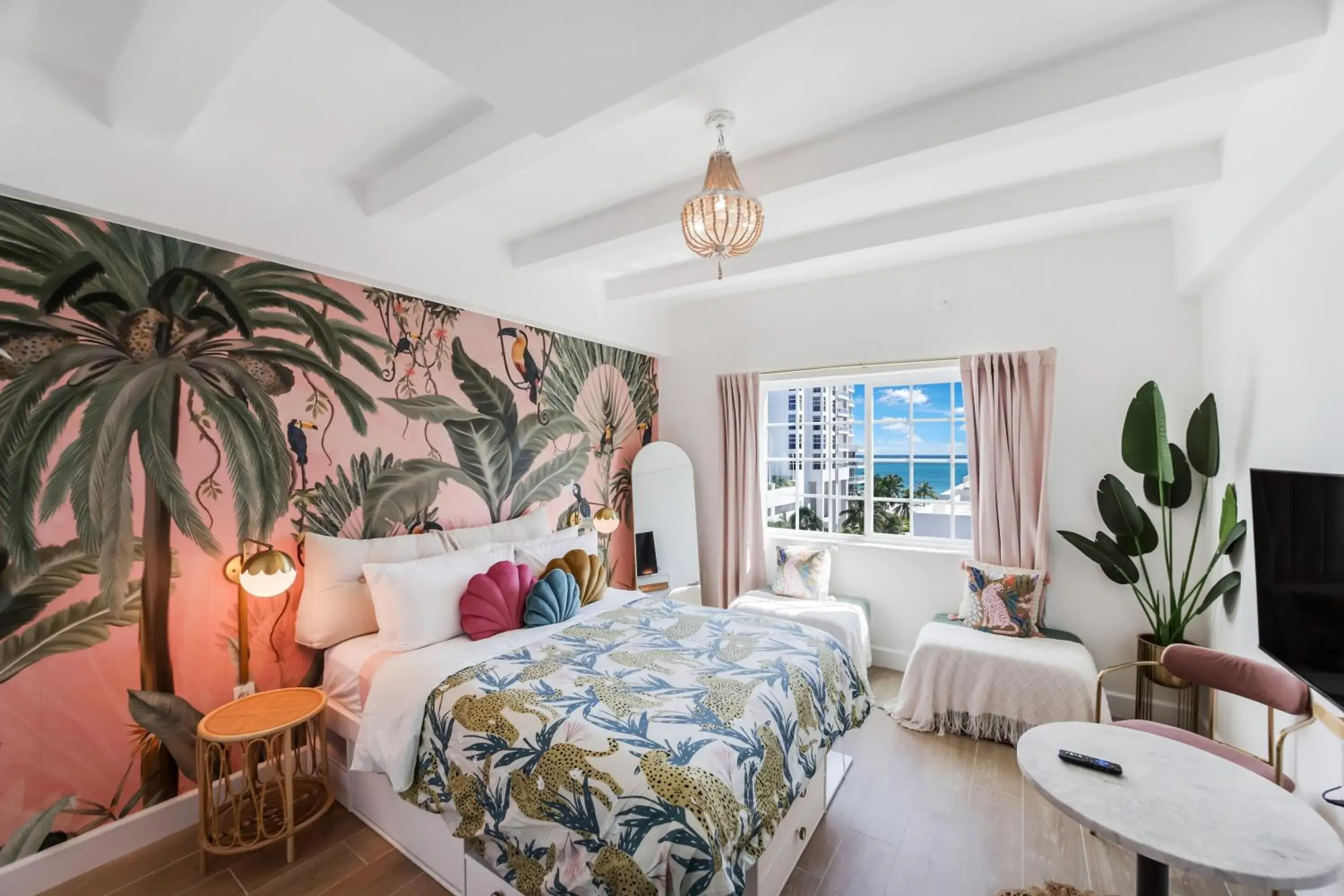 Queen Suite with Sea View in Ocean Spray Hotel Queen Suite with Sea View in Ocean Spray Hotel