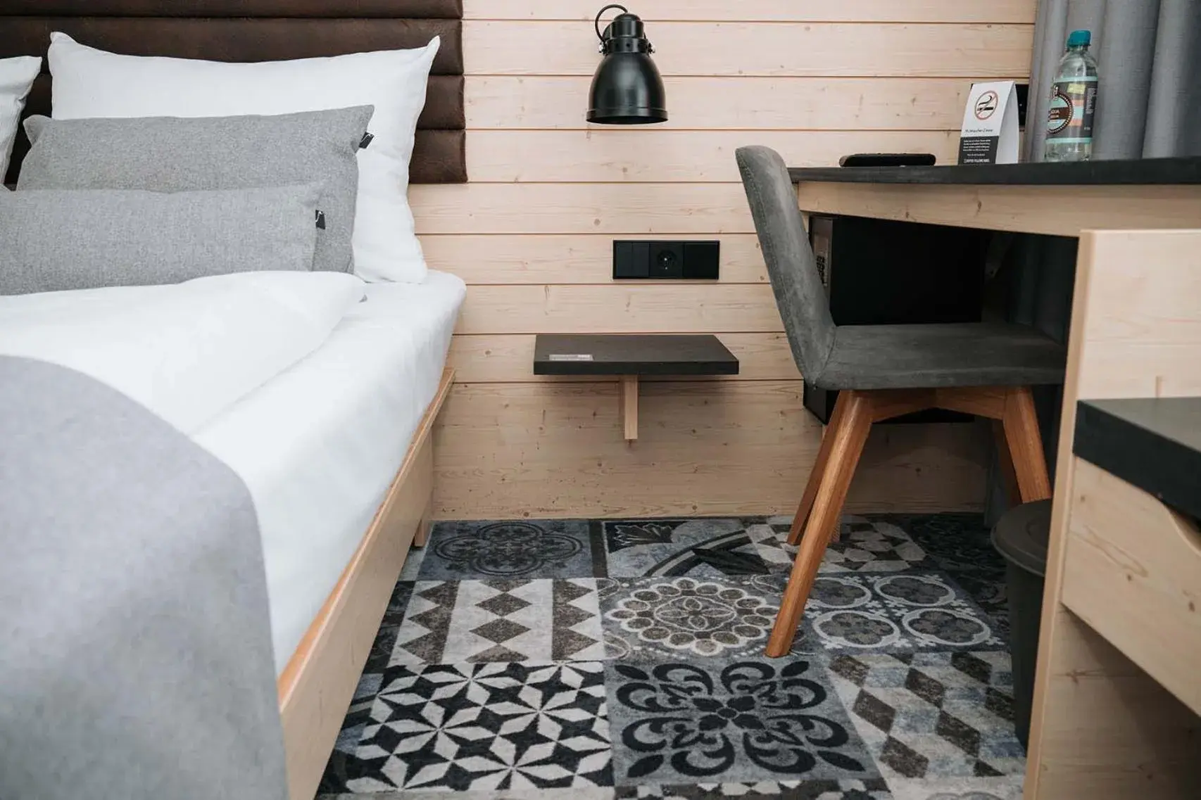 Standard Double Room - single occupancy in Coffee Fellows Hotel München-Freiham Standard Double Room - single occupancy in Coffee Fellows Hotel München-Freiham