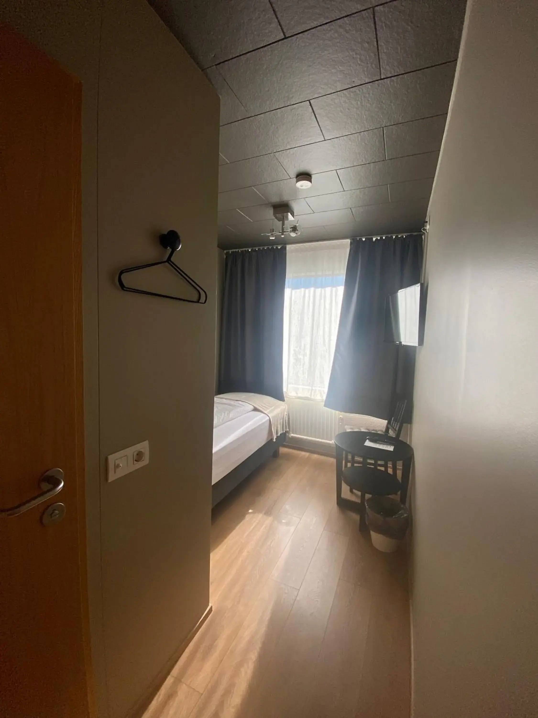 Single Room with Bathroom in North West Restaurant & Guesthouse Single Room with Bathroom in North West Restaurant & Guesthouse