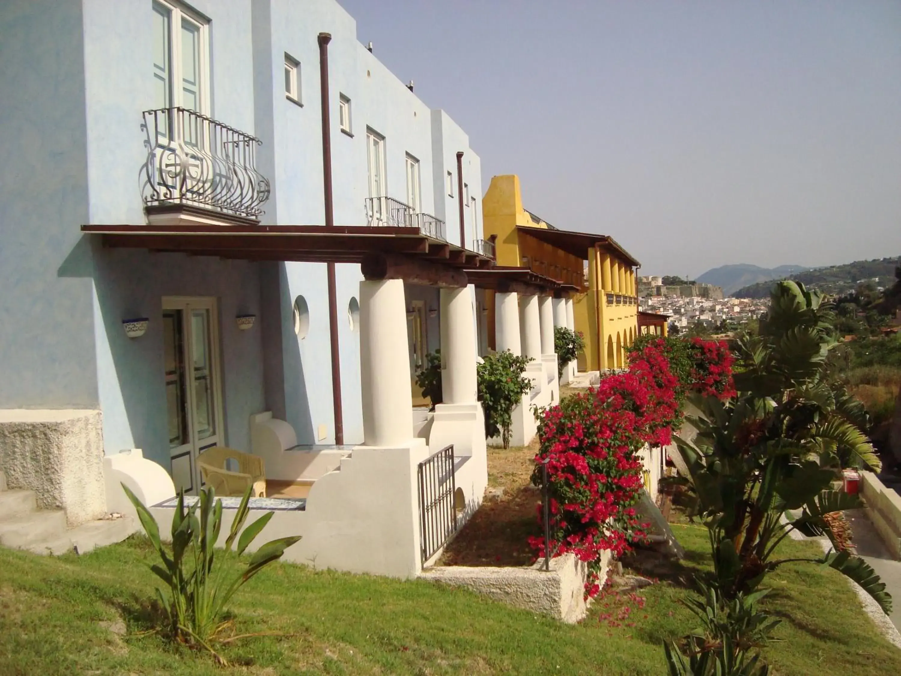 Large Single Room in Hotel Bougainville Large Single Room in Hotel Bougainville