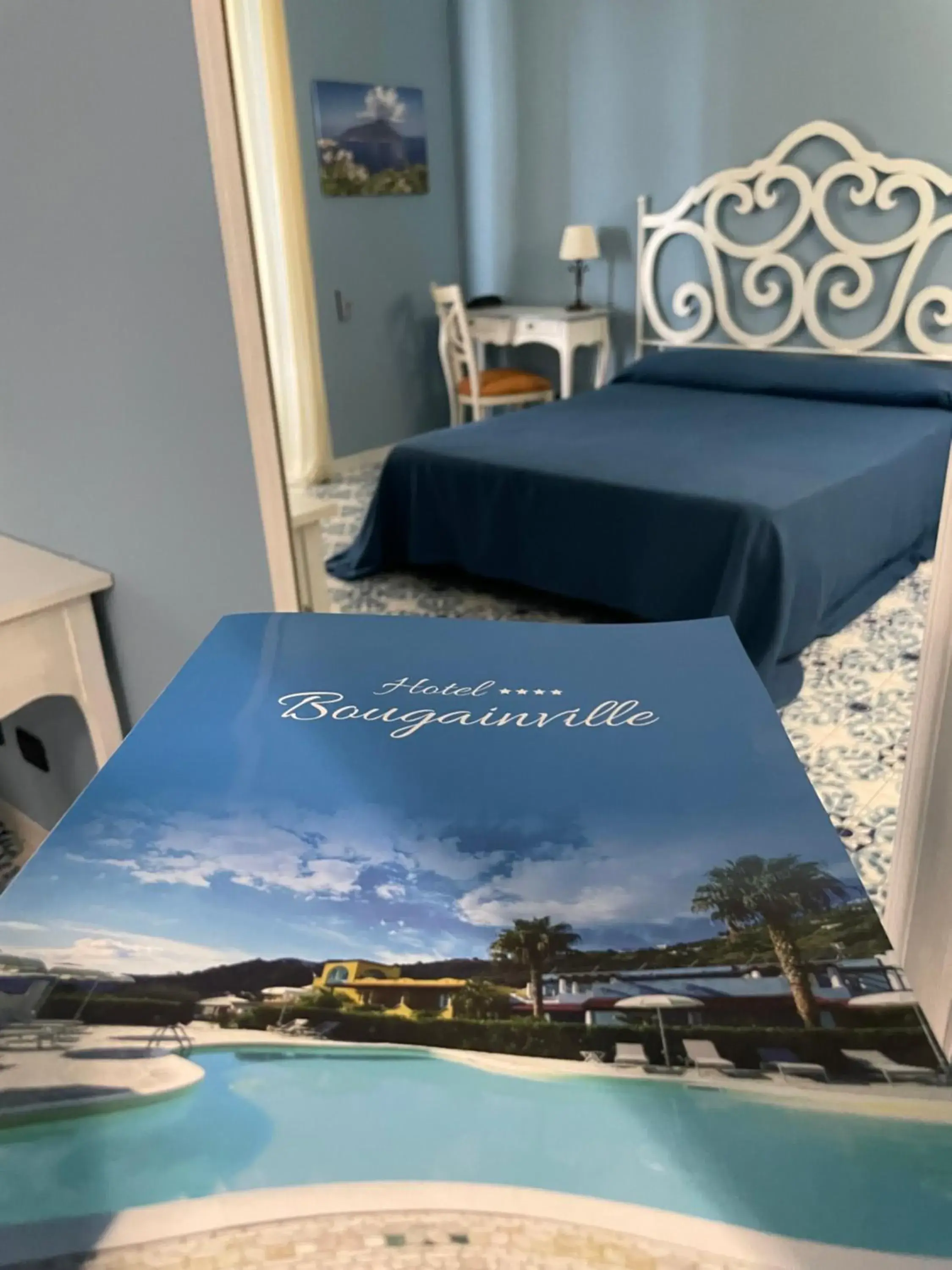 Deluxe Double Room with Sea View in Hotel Bougainville Deluxe Double Room with Sea View in Hotel Bougainville