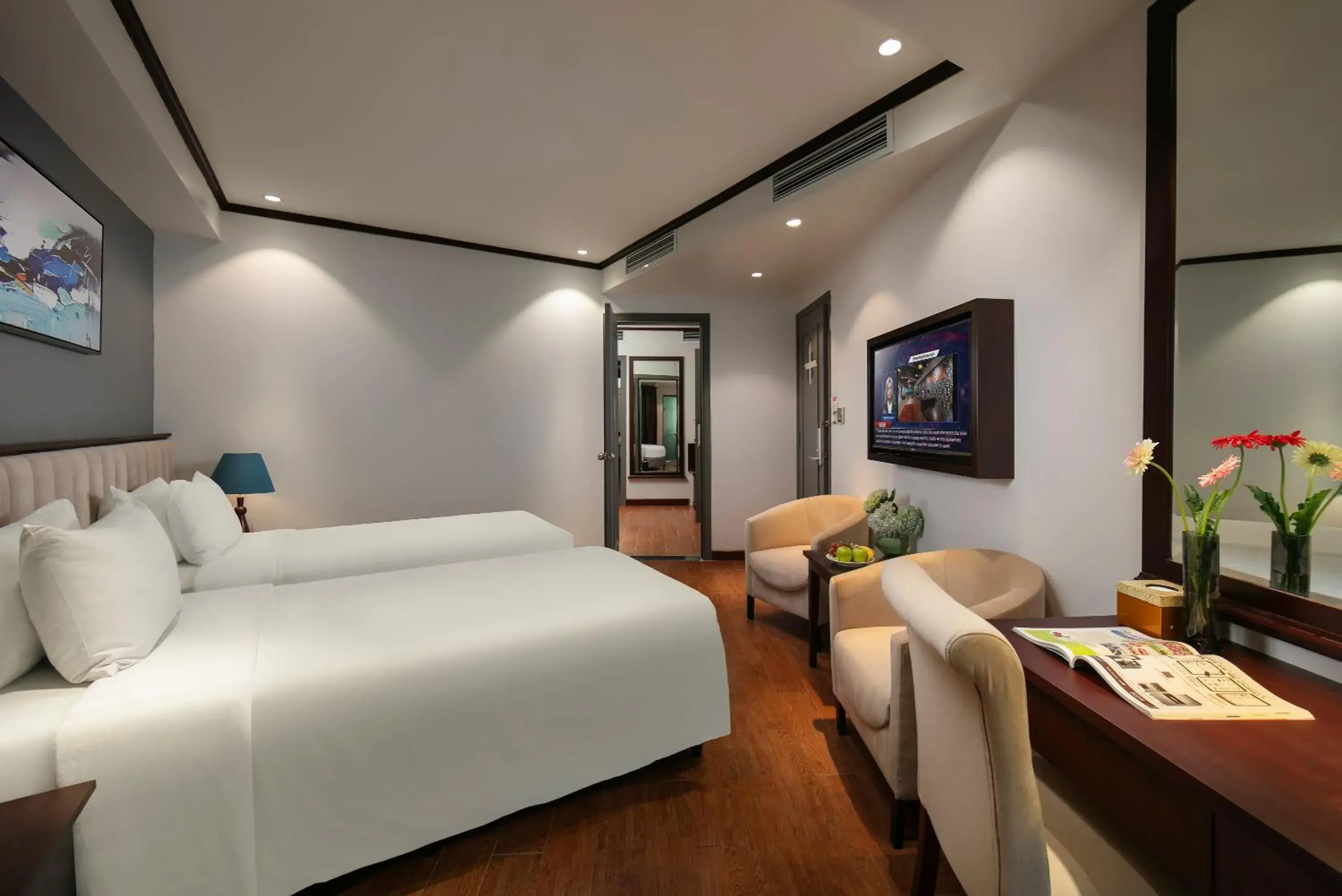 Connecting Room in MAY DE VILLE Corner Hotel Connecting Room in MAY DE VILLE Corner Hotel