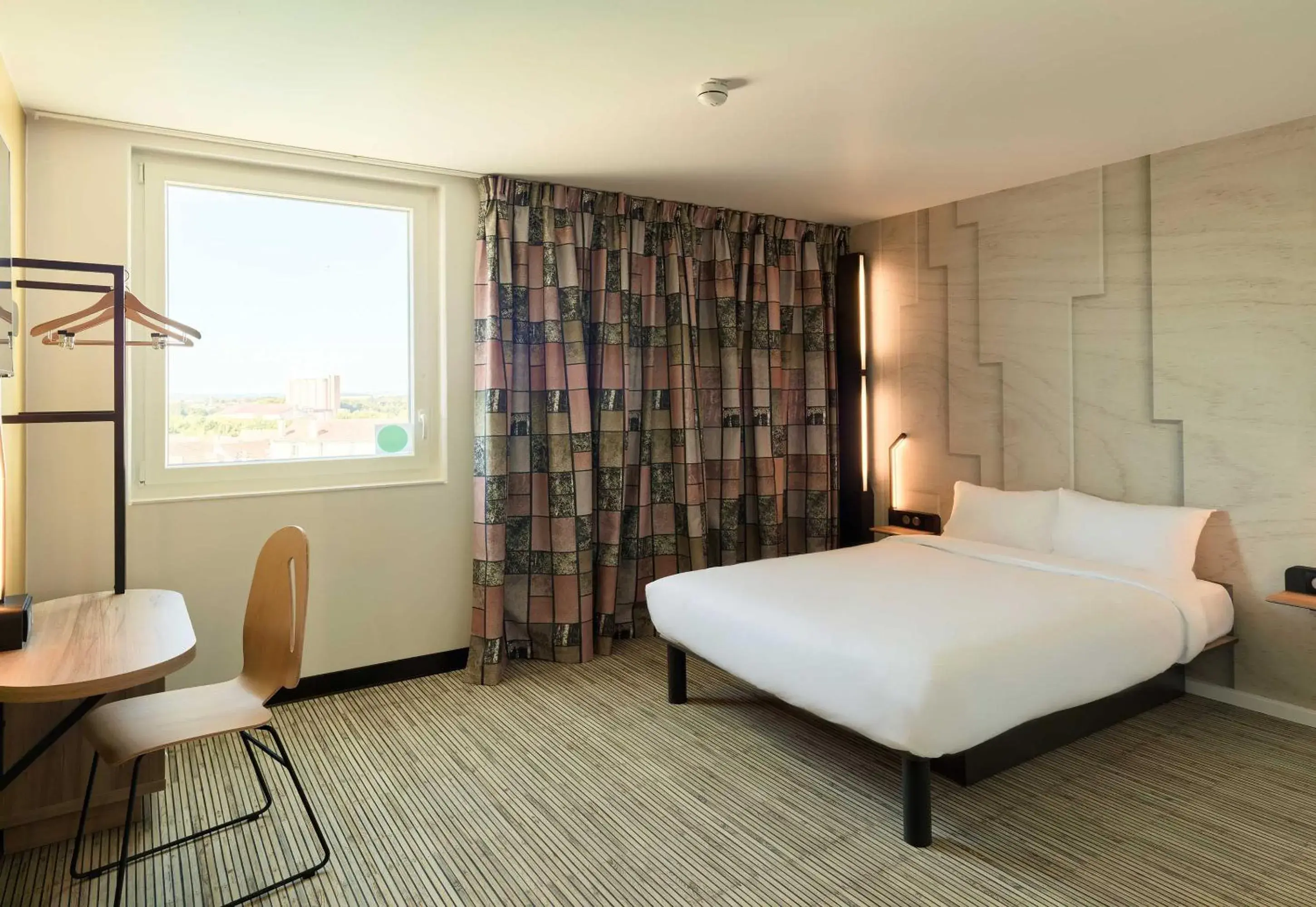 Double Room - Disability Access in B&B HOTEL Meaux Nanteuil-lès-Meaux 3 étoiles Double Room - Disability Access in B&B HOTEL Meaux Nanteuil-lès-Meaux 3 étoiles