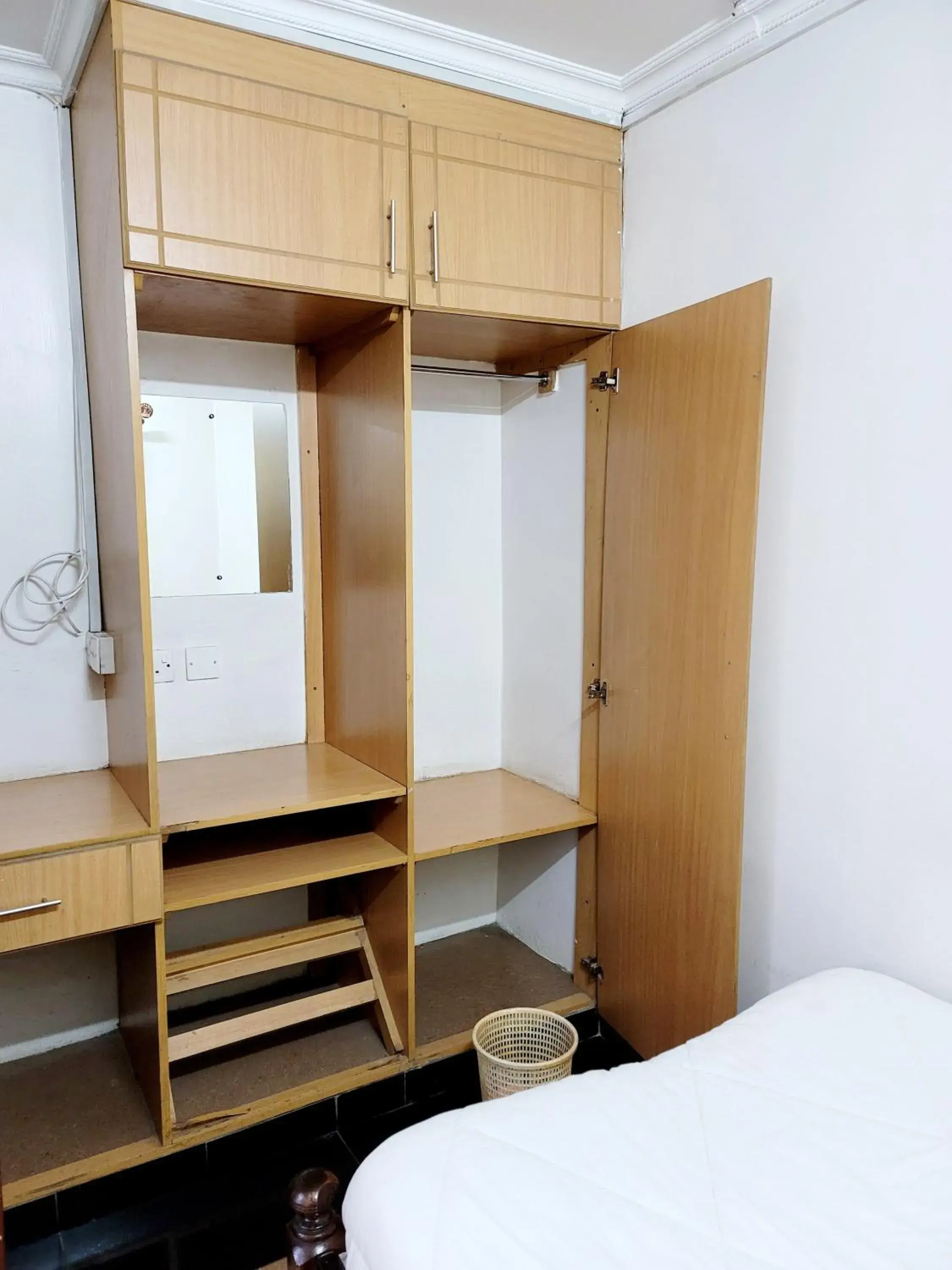 Single Room - single occupancy in Nairobi Glory Palace Hotel Single Room - single occupancy in Nairobi Glory Palace Hotel