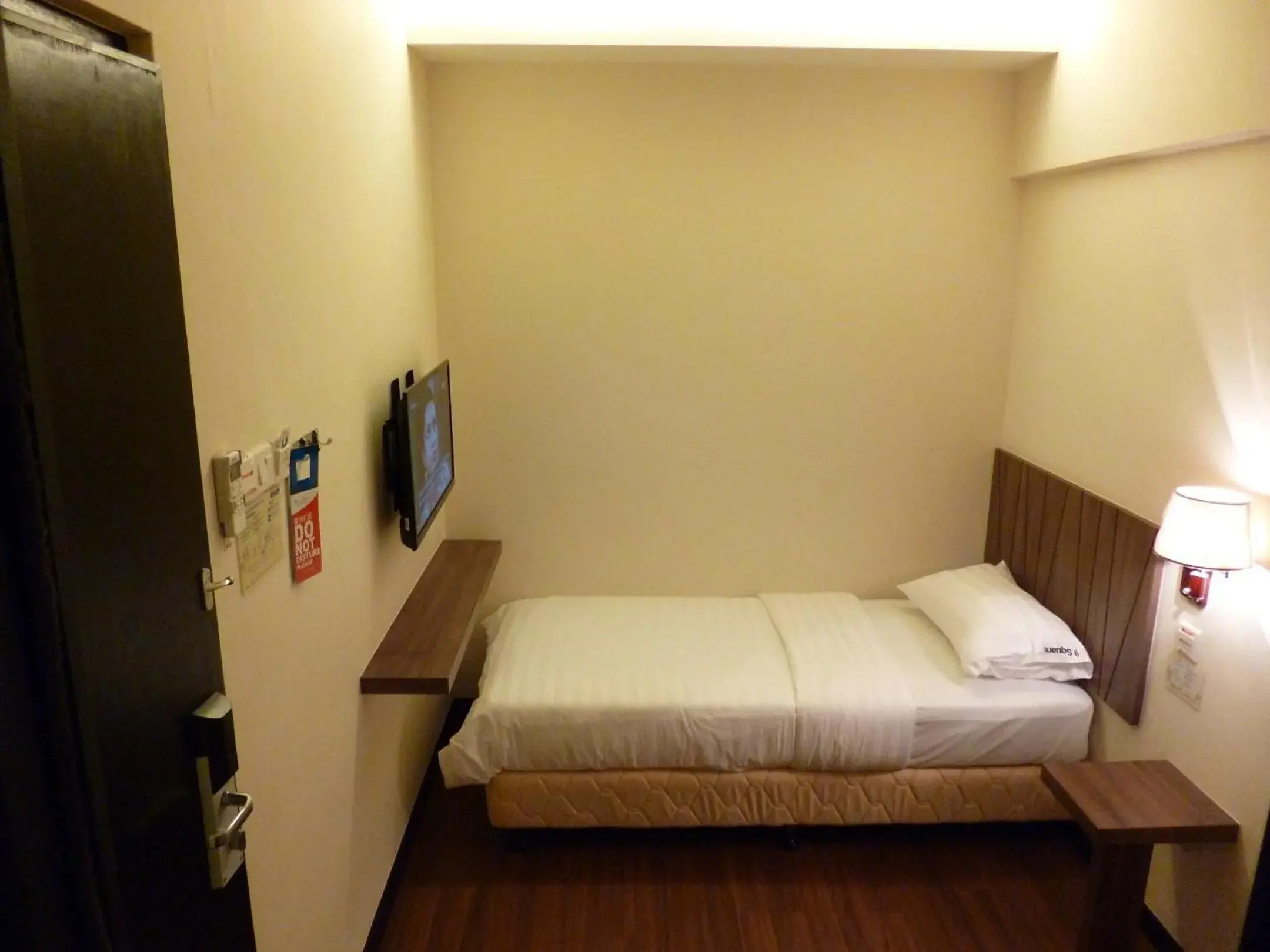 Single Room with Private Bathroom - single occupancy in 9 Square Hotel - Bandar Baru Bangi Single Room with Private Bathroom - single occupancy in 9 Square Hotel - Bandar Baru Bangi