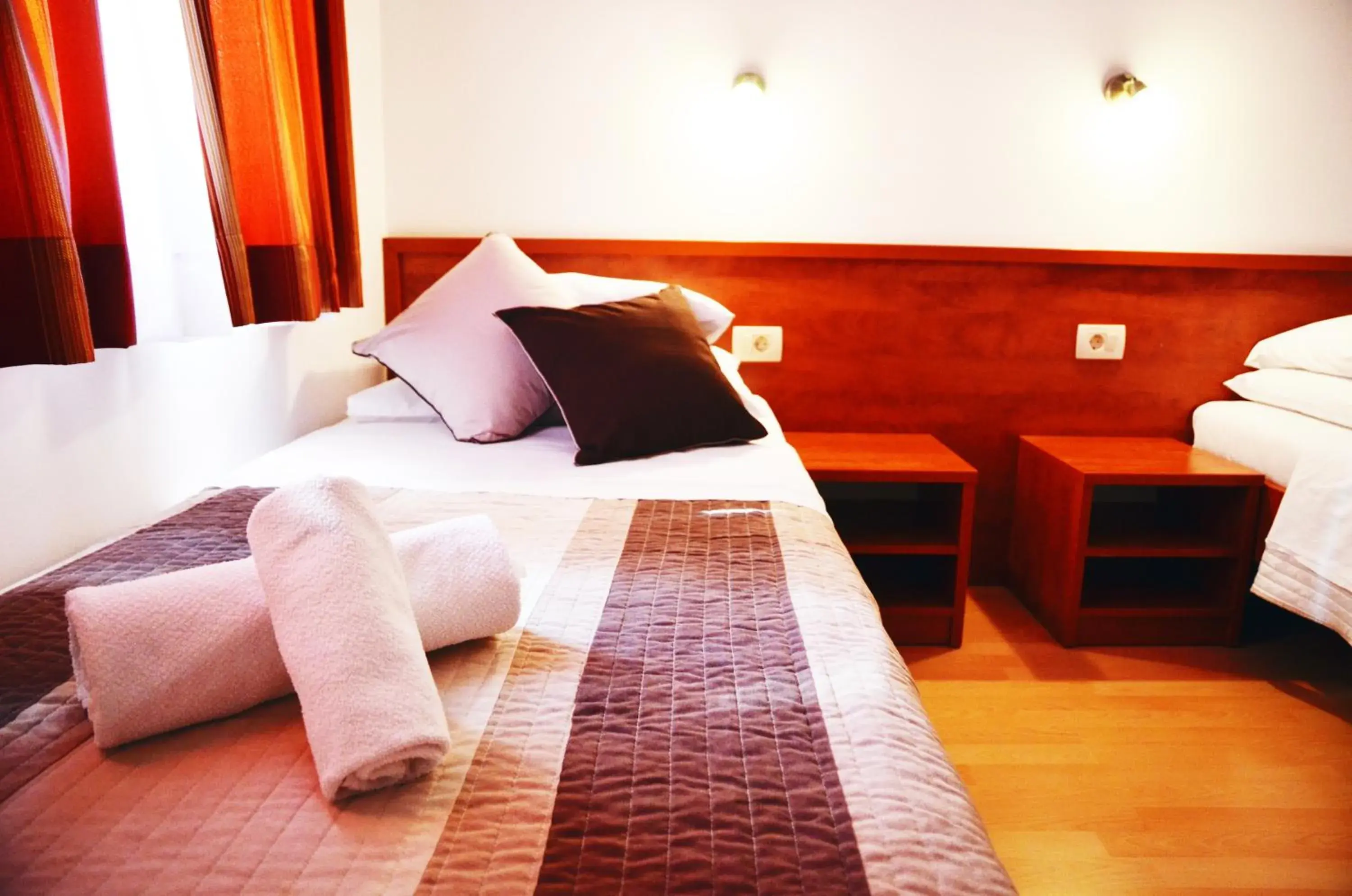 Twin Room in Hotel Quattro Medjugorje Twin Room in Hotel Quattro Medjugorje