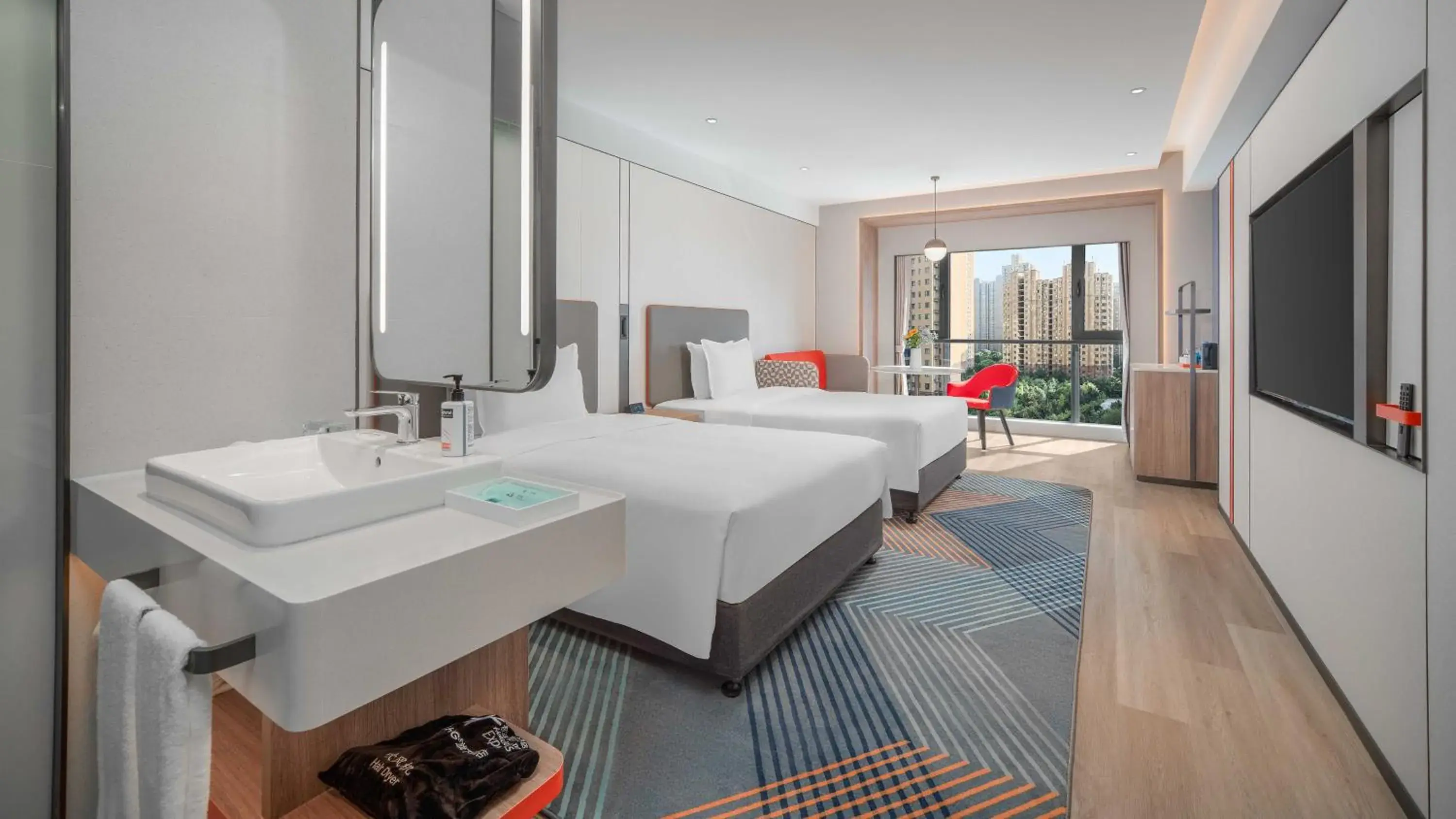 Standard Double Room with Two Double Beds - High Floor in Holiday Inn Express Xi'an Fengdong by IHG Standard Double Room with Two Double Beds - High Floor in Holiday Inn Express Xi'an Fengdong by IHG