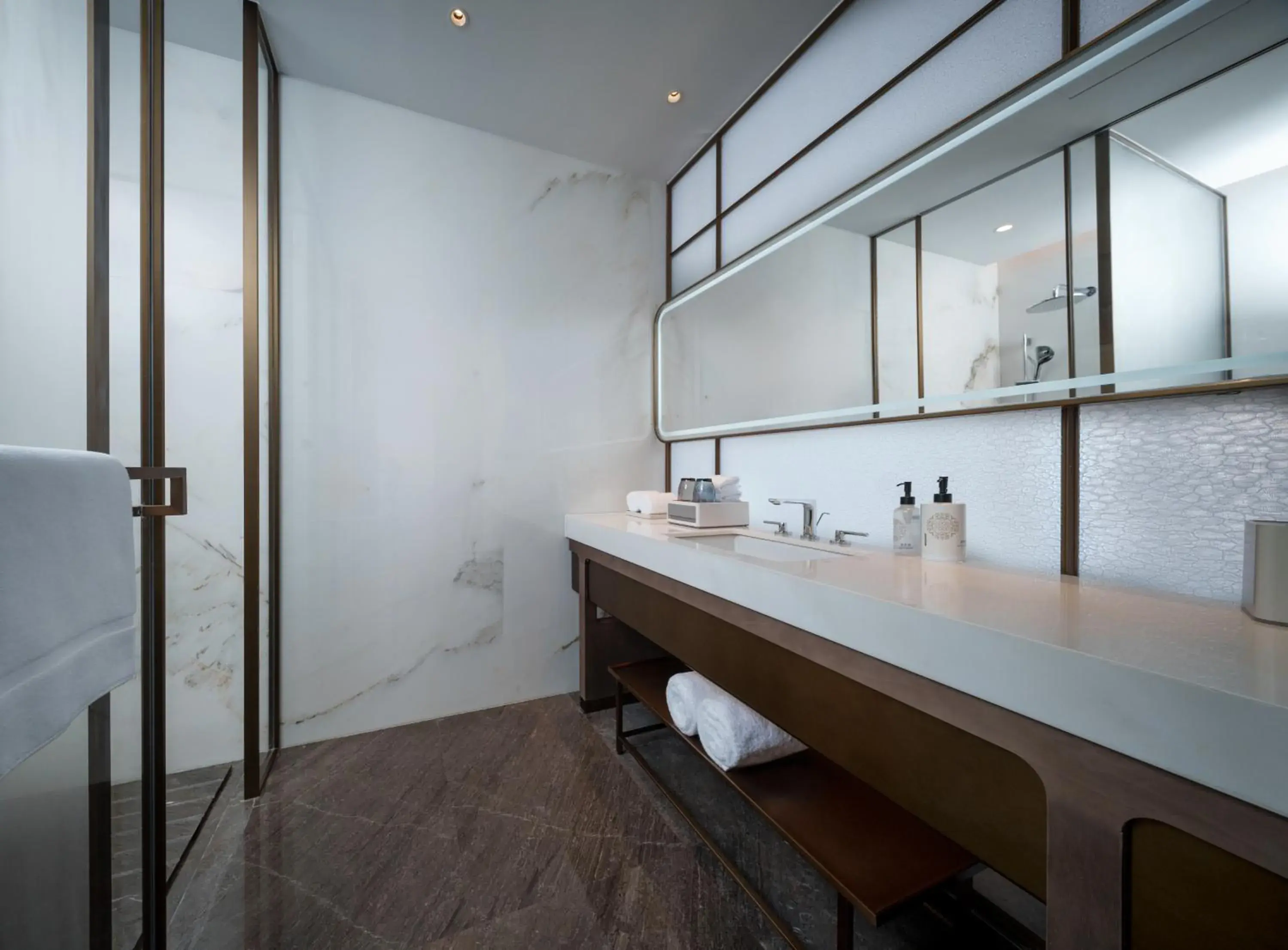 Executive Double Room in Grand Mercure Hangzhou Qingshan Lake Executive Double Room in Grand Mercure Hangzhou Qingshan Lake