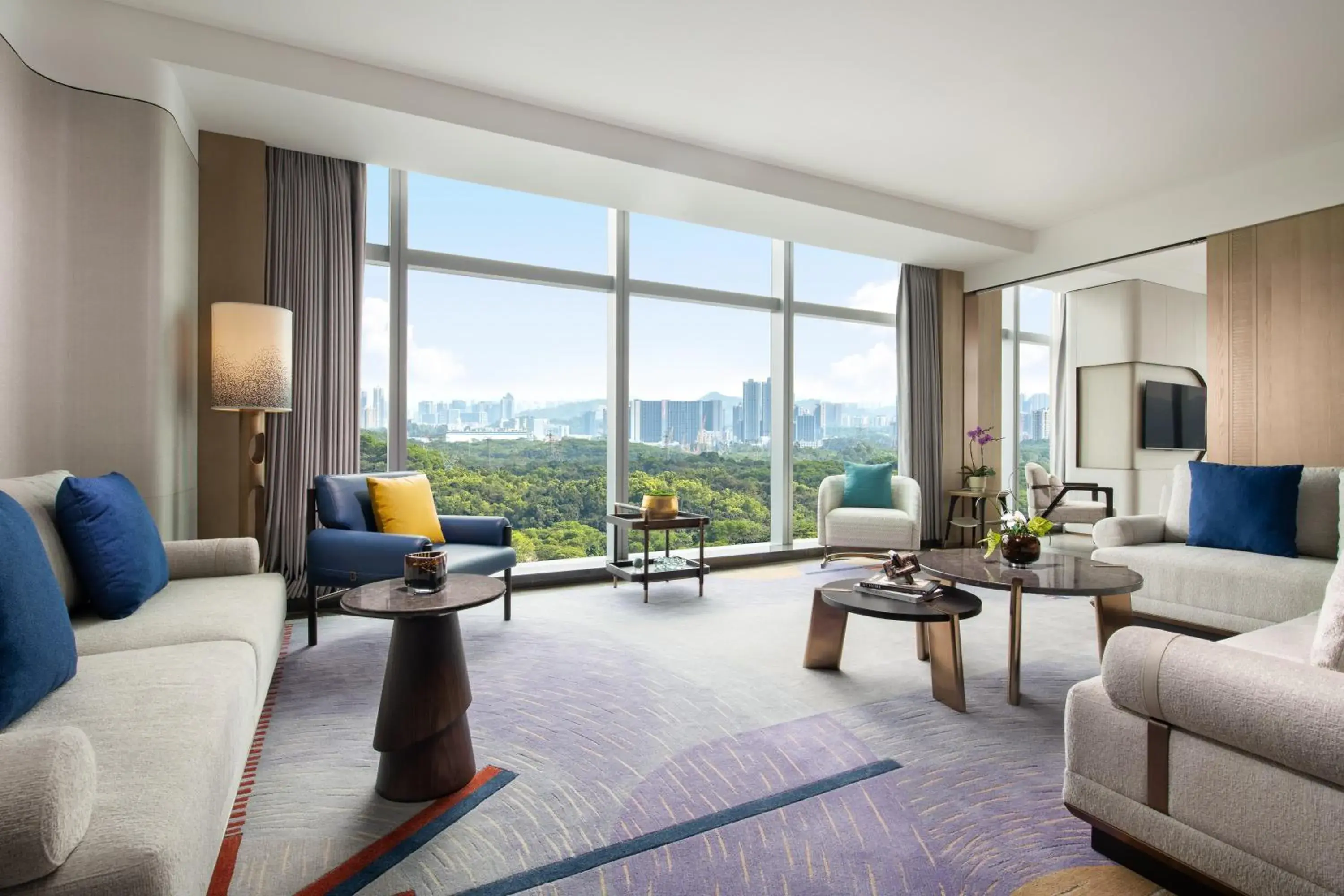 Deluxe Suite, M Lounge Access, 1 King Size Bed, City View in Fashion Town Hotel Shenzhen MGallery Collection Deluxe Suite, M Lounge Access, 1 King Size Bed, City View in Fashion Town Hotel Shenzhen MGallery Collection