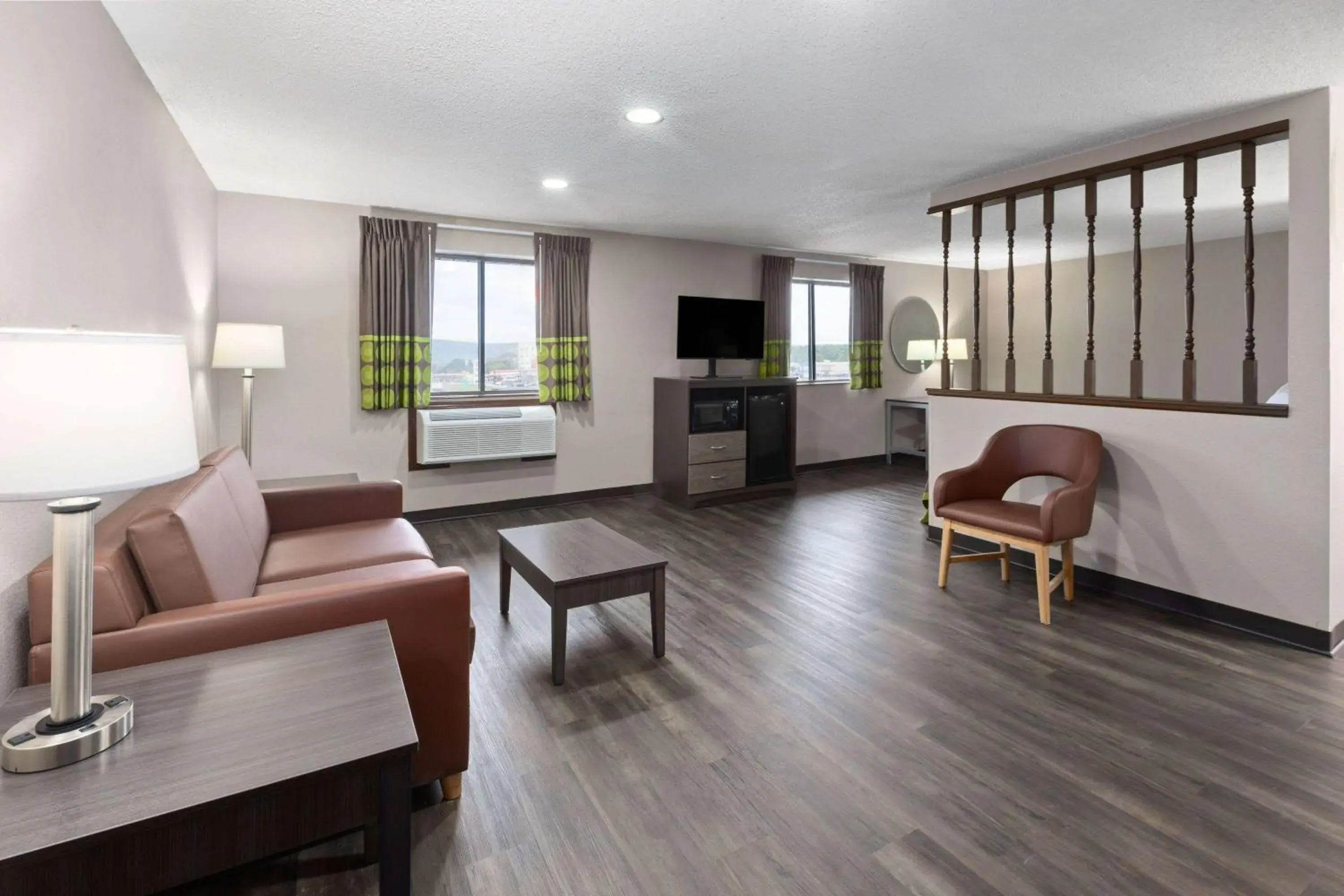 Studio Suite with Two Double Beds - Non-Smoking in Super 8 by Wyndham Summersville - New River National Park Studio Suite with Two Double Beds - Non-Smoking in Super 8 by Wyndham Summersville - New River National Park