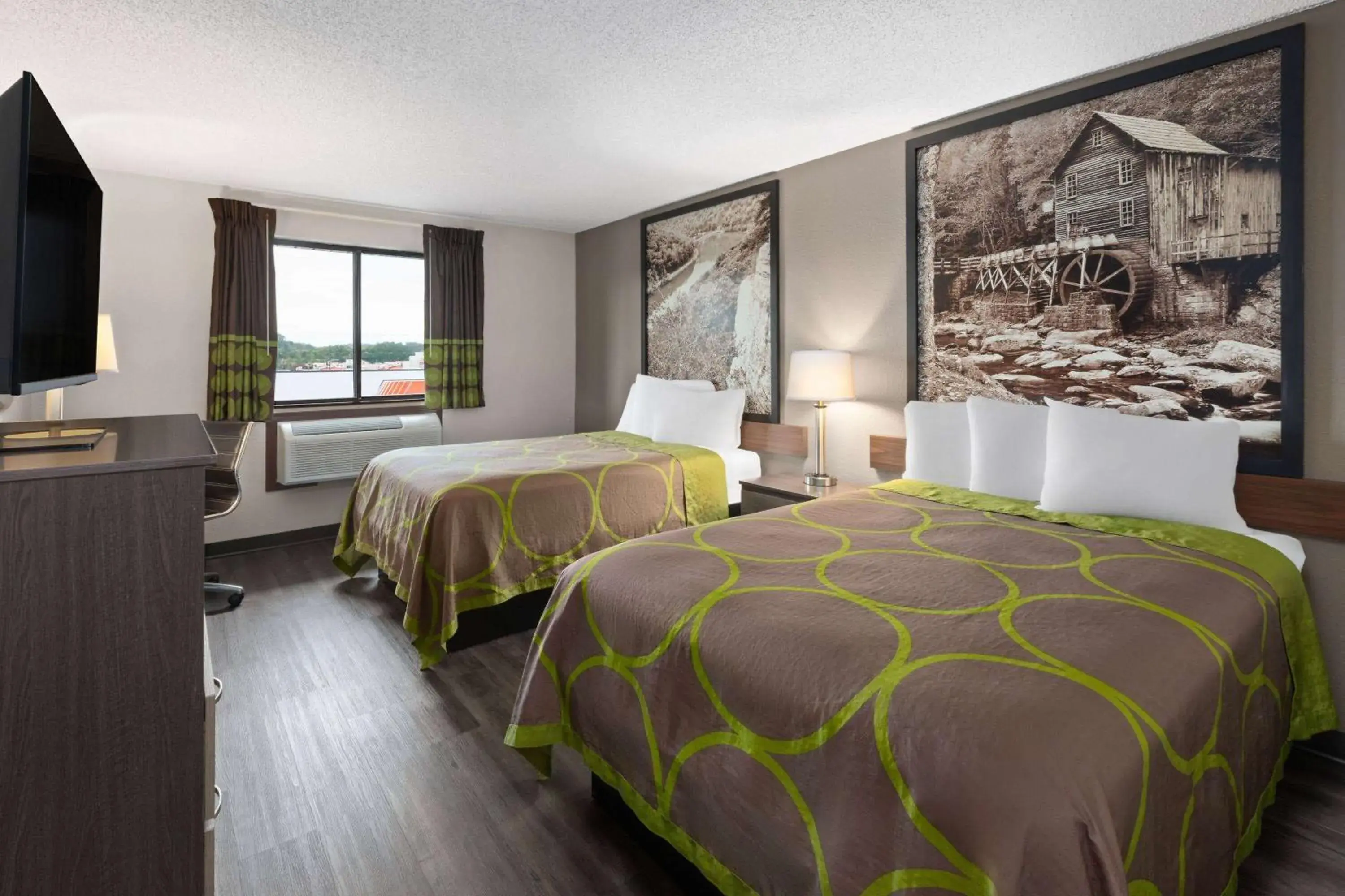 2 Double Beds, Non-Smoking in Super 8 by Wyndham Summersville - New River National Park 2 Double Beds, Non-Smoking in Super 8 by Wyndham Summersville - New River National Park