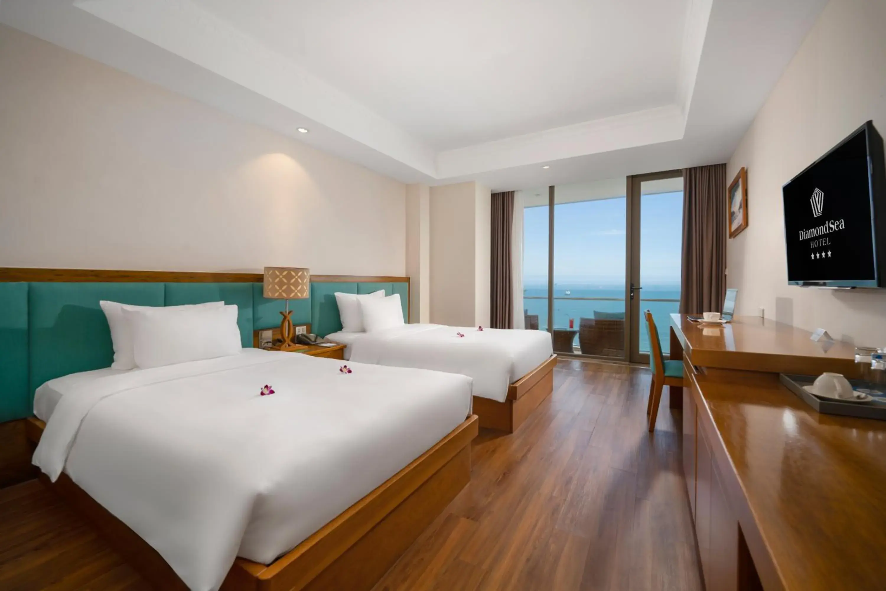 Premier Twin with Balcony - Ocean View in Diamond Sea Hotel Premier Twin with Balcony - Ocean View in Diamond Sea Hotel
