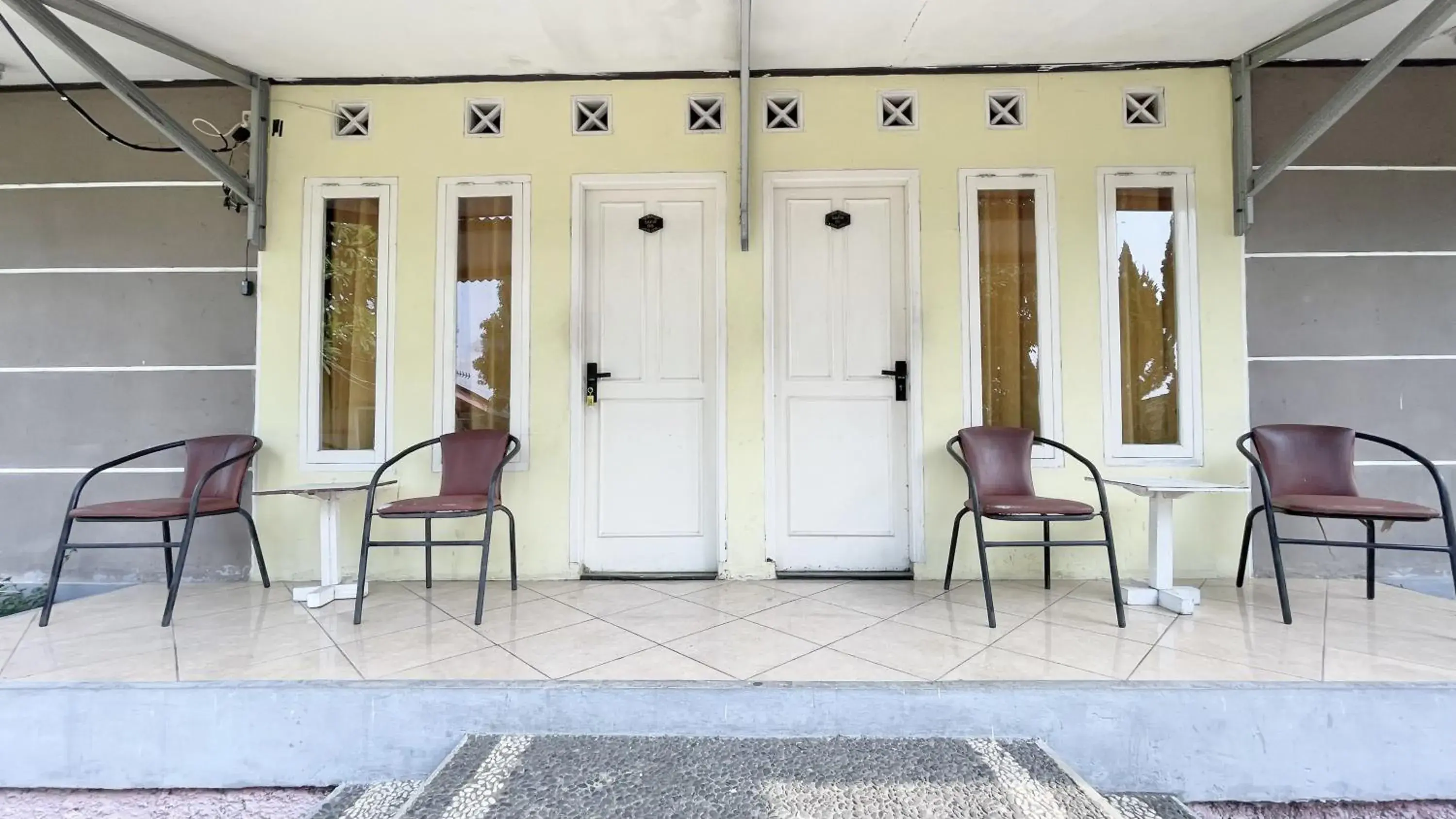 Superior King Room - single occupancy in The Kanzi Hotel & Village Superior King Room - single occupancy in The Kanzi Hotel & Village