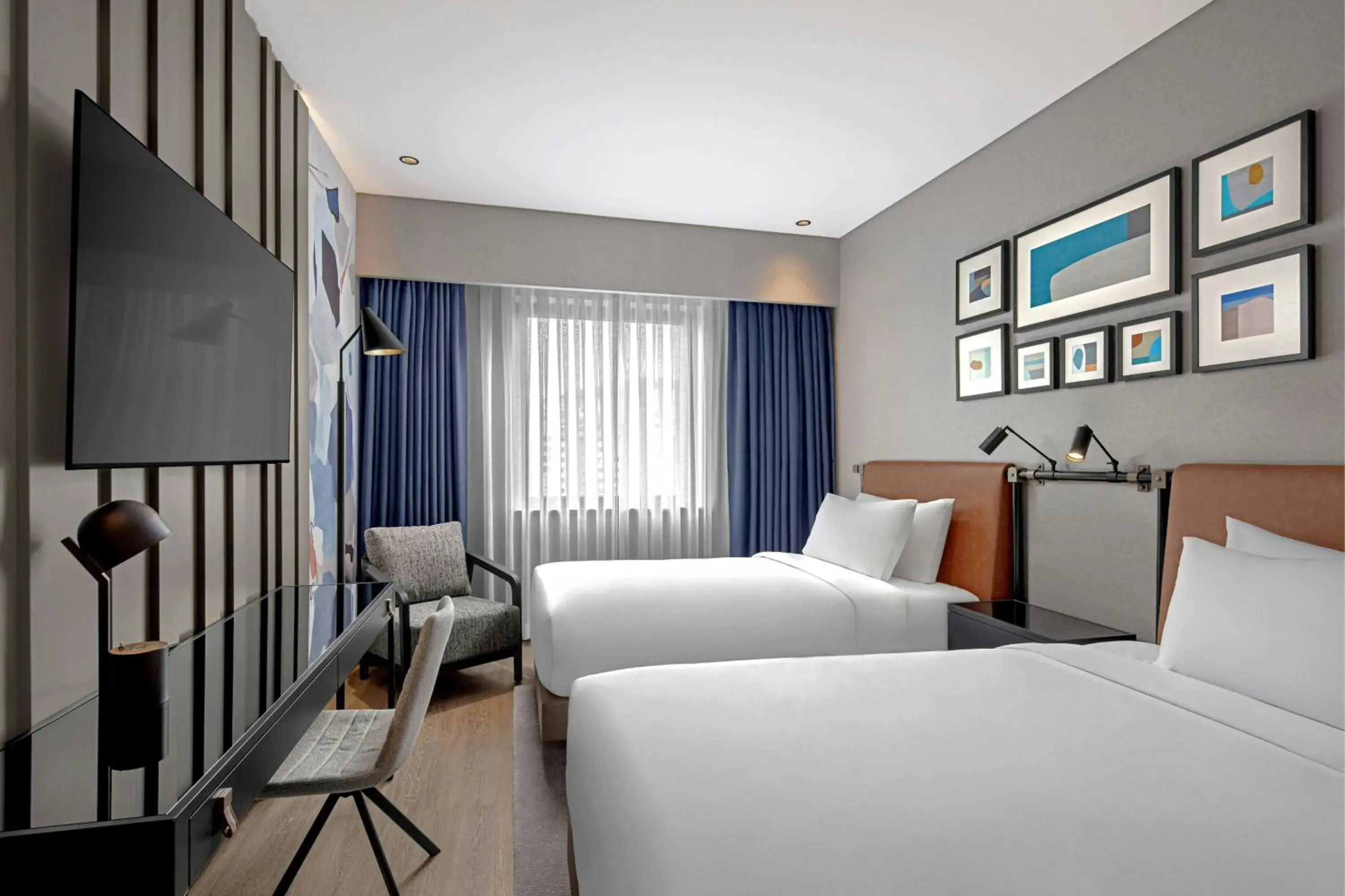 Classic Twin Room with City View in Four Points by Sheraton Istanbul Pendik Classic Twin Room with City View in Four Points by Sheraton Istanbul Pendik