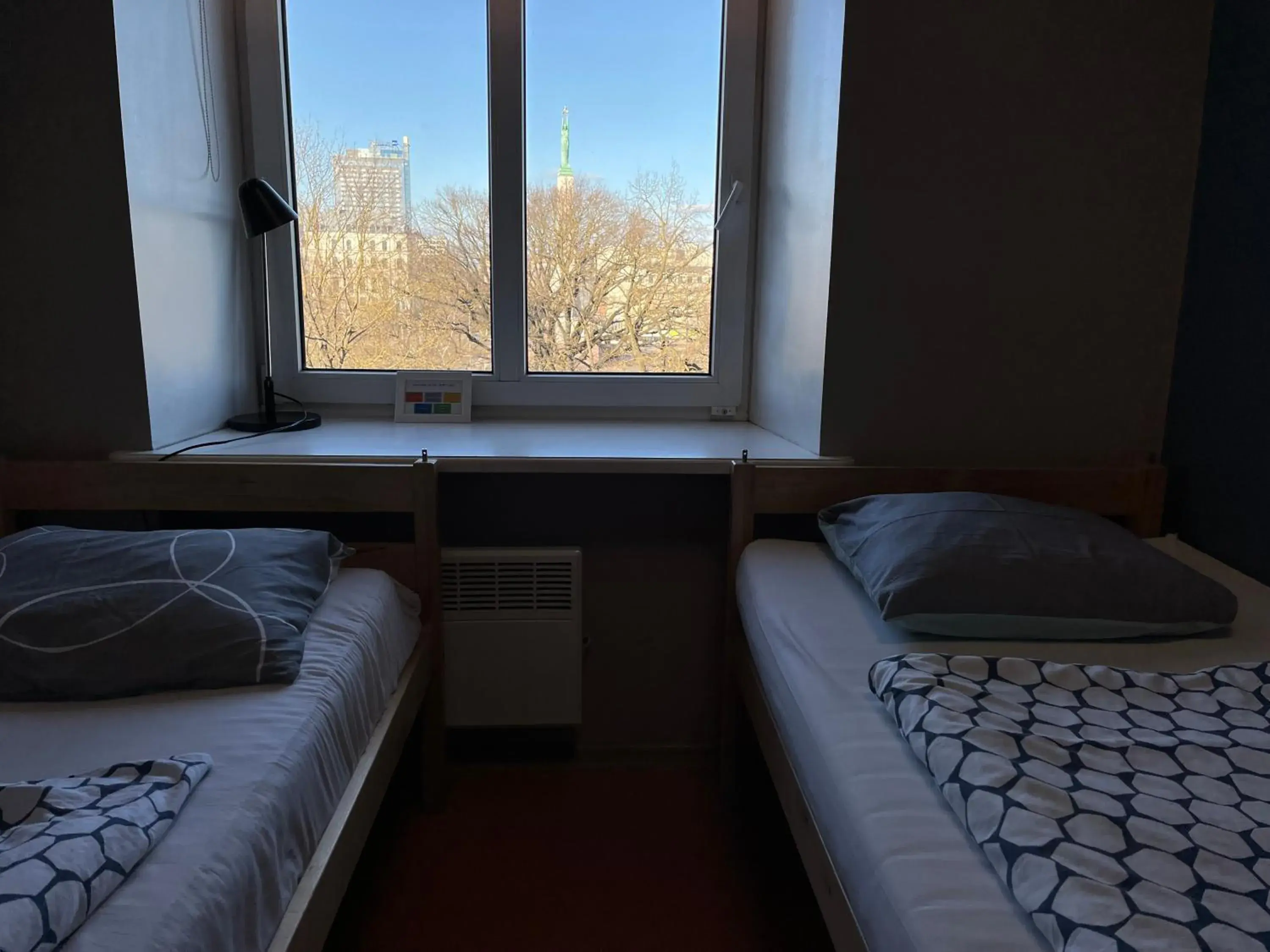 Twin Room with Shared Bathroom in Liberty Airy Twin Room with Shared Bathroom in Liberty Airy