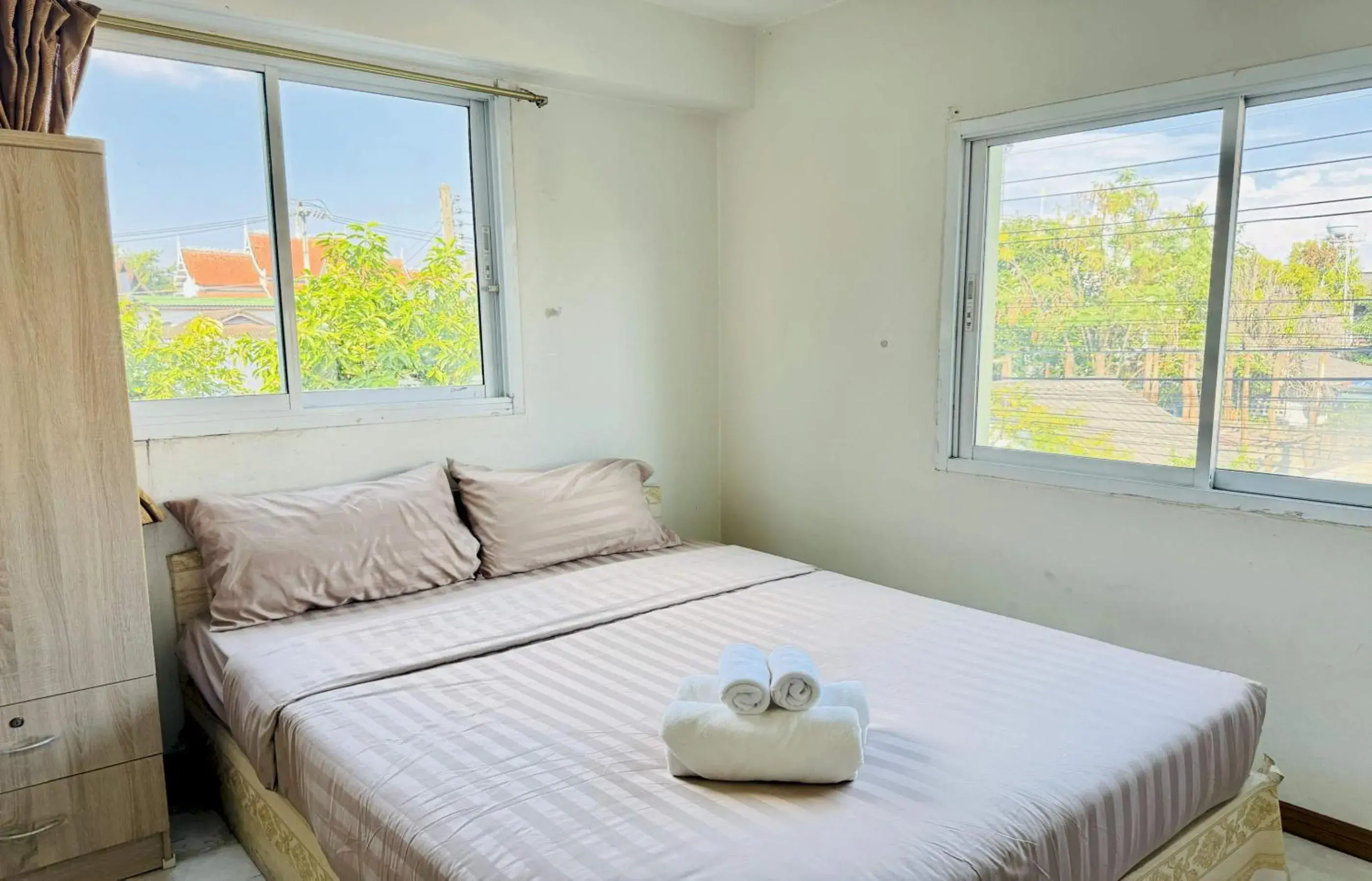 Standard Double Room in Hotel O Bupatara Chiangmai Standard Double Room in Hotel O Bupatara Chiangmai