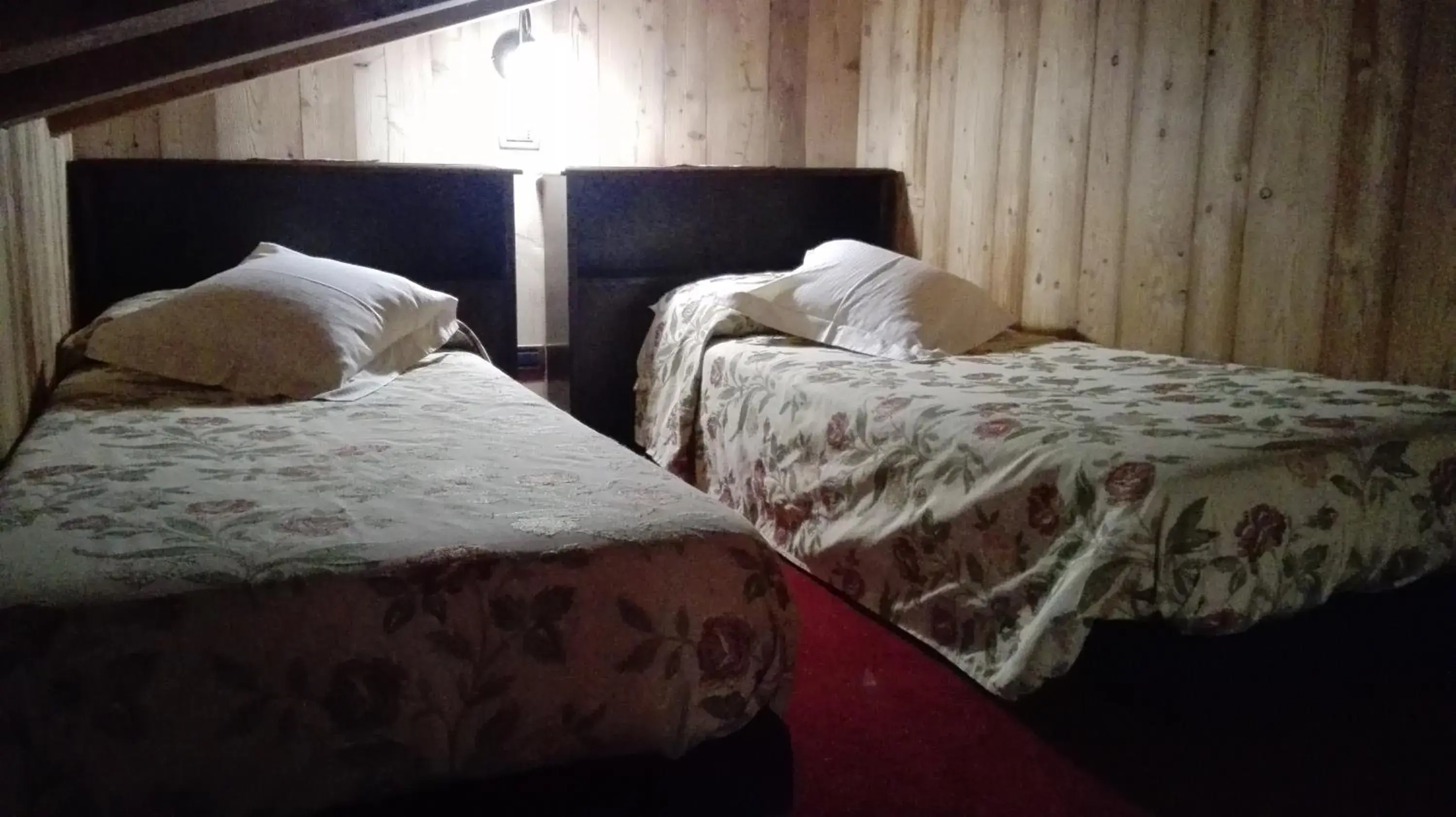 Family Room with Balcony in Hotel L' Aiglon Family Room with Balcony in Hotel L' Aiglon