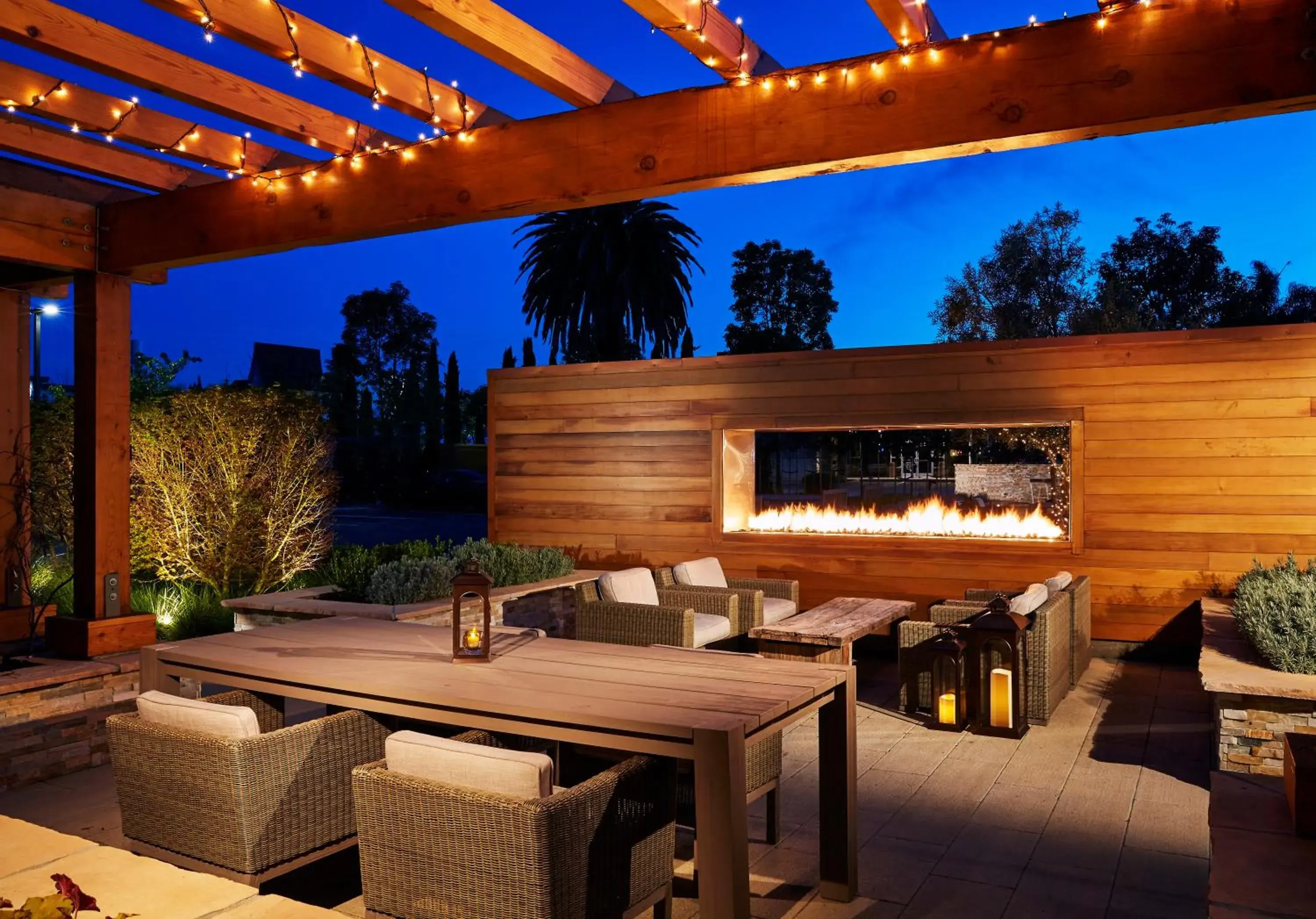 Superior King Room in The Nest Hotel Palo Alto Superior King Room in The Nest Hotel Palo Alto