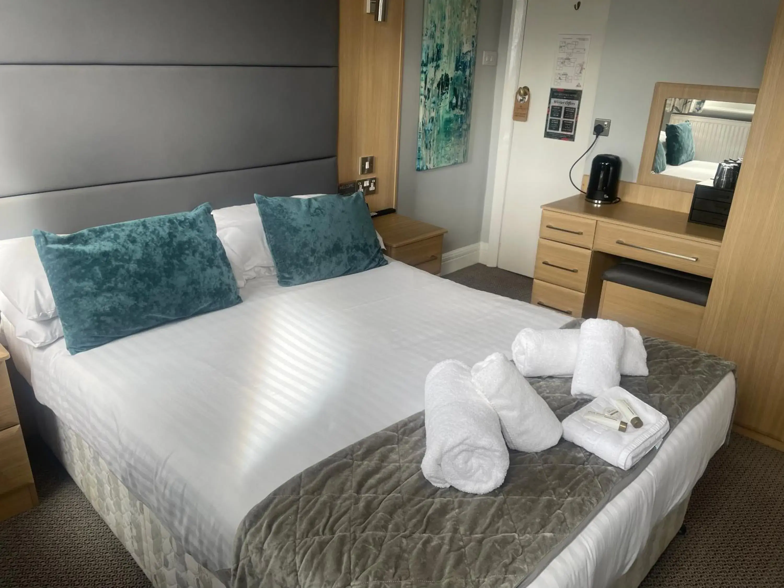 Small Double Room - single occupancy in The Wildings Hotel & Tudno's Restaurant Small Double Room - single occupancy in The Wildings Hotel & Tudno's Restaurant
