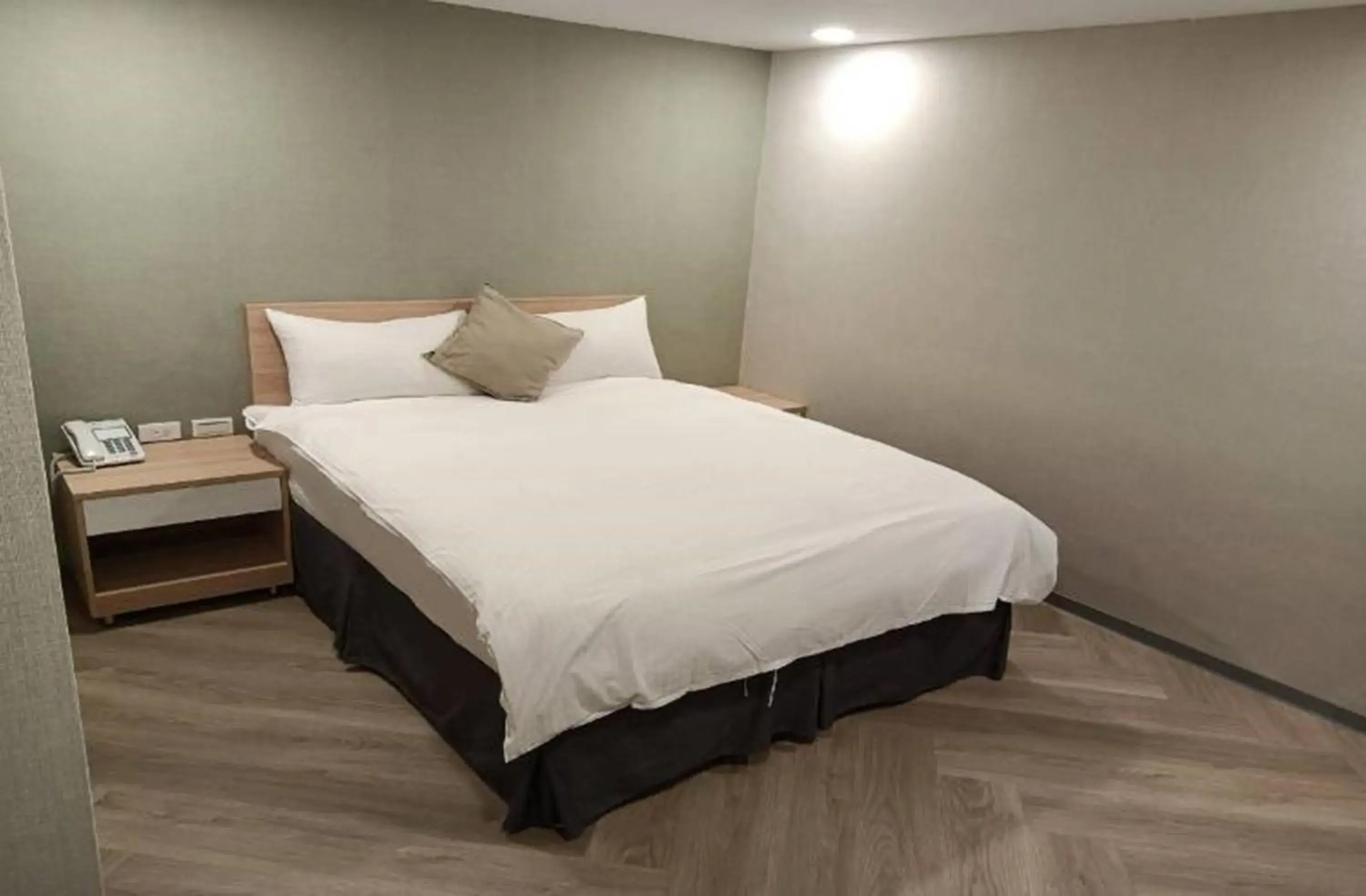 Double Room (No Windows) in Mu Chen Hotel Double Room (No Windows) in Mu Chen Hotel