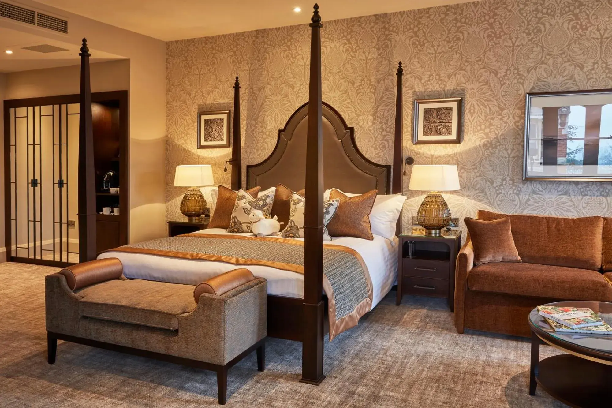 Suite in Stanbrook Abbey Hotel, Worcester Suite in Stanbrook Abbey Hotel, Worcester