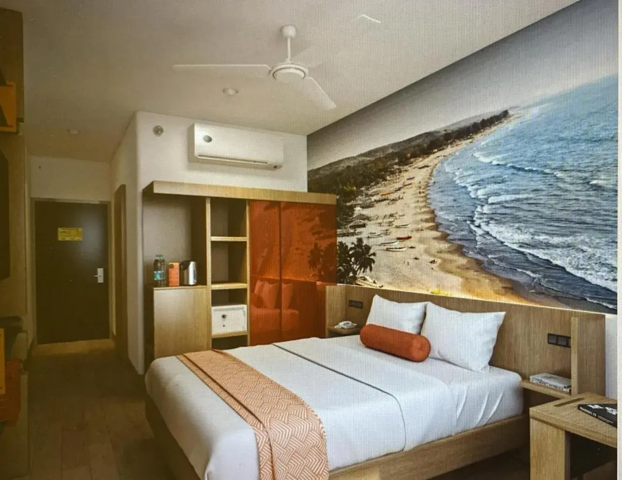 Luxe Twin Room - Enjoy complimentary 2 Pint(s) of Beer & Enjoy Happy Hours with 1+1 per stay in Ginger Goa Candolim Luxe Twin Room - Enjoy complimentary 2 Pint(s) of Beer & Enjoy Happy Hours with 1+1 per stay in Ginger Goa Candolim