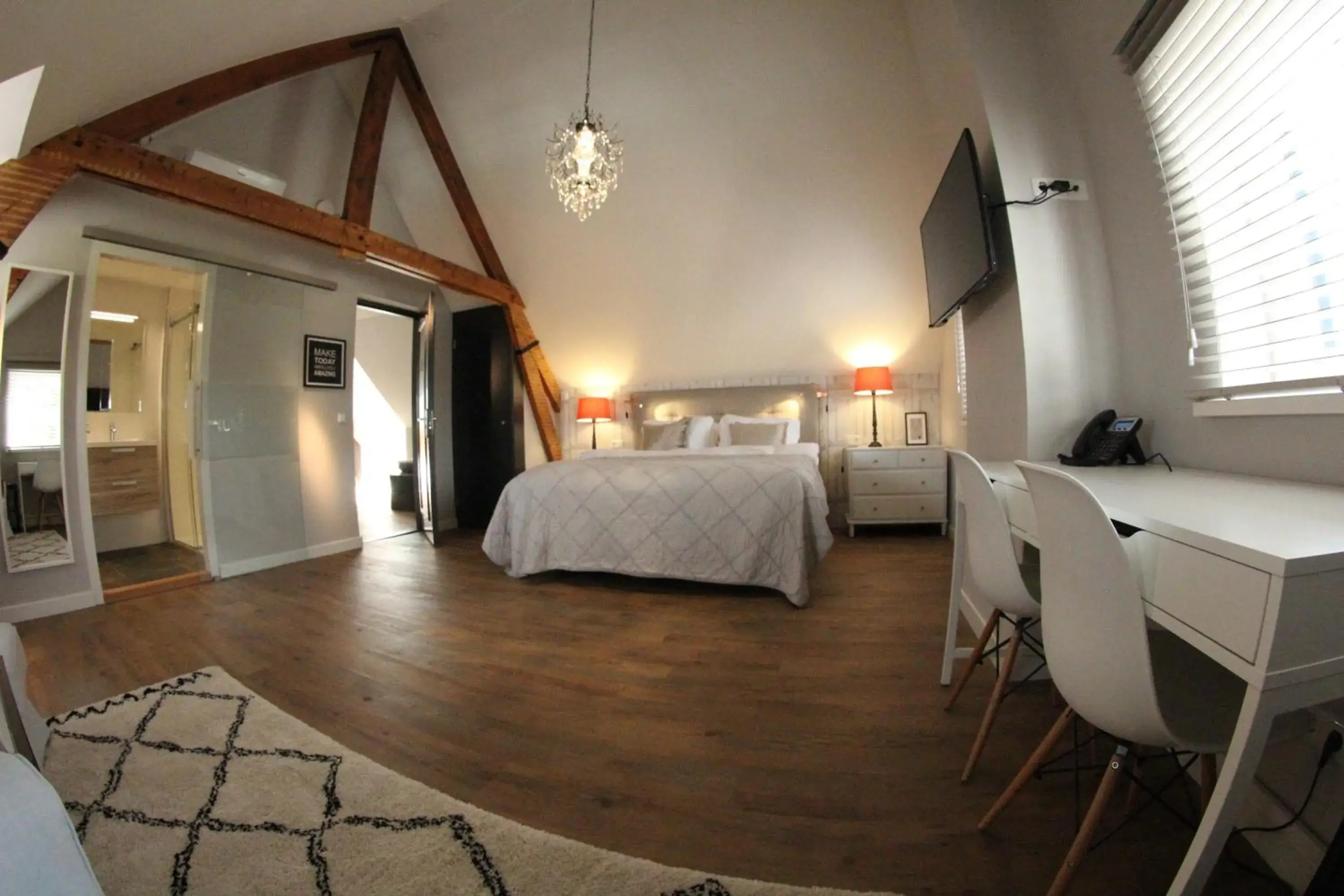 Loft Suite - single occupancy in In de Witte Dame Hotel Bar Kitchen Apartments Loft Suite - single occupancy in In de Witte Dame Hotel Bar Kitchen Apartments