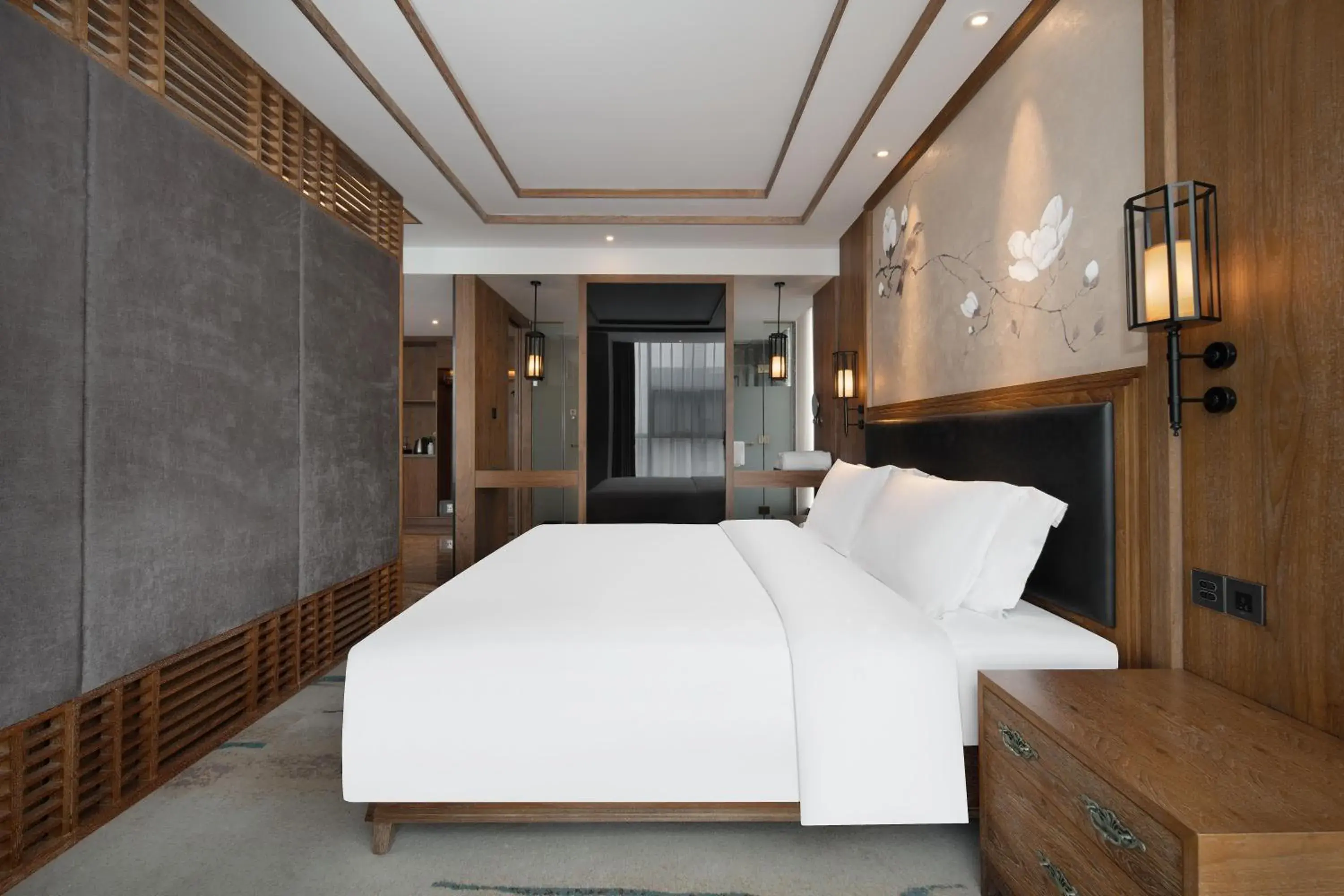 Deluxe King Suite in Grand Mercure Kunming South Deluxe King Suite in Grand Mercure Kunming South