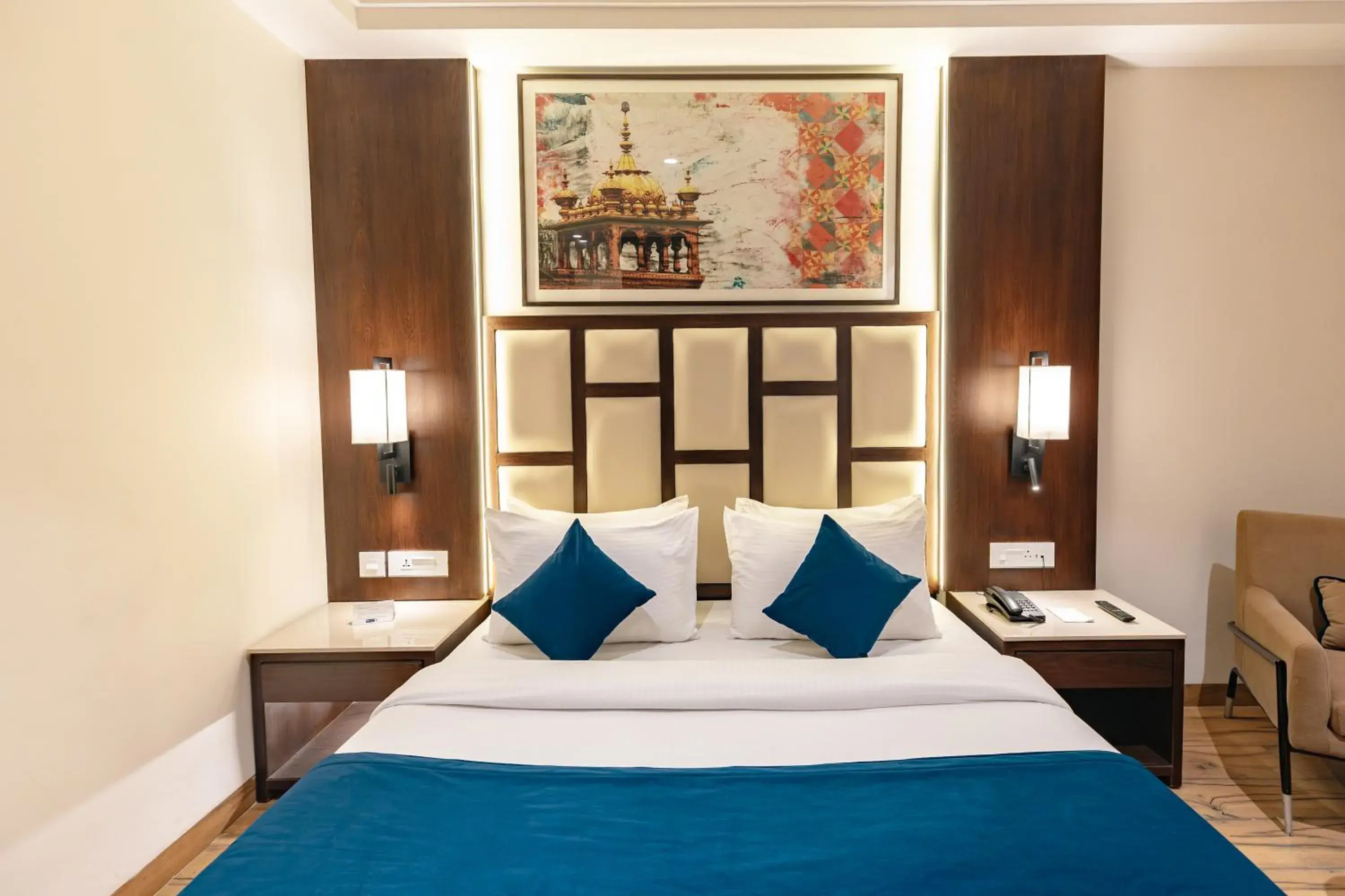 Deluxe King Room - Non-Smoking in Best Western Swaran Amritsar Deluxe King Room - Non-Smoking in Best Western Swaran Amritsar