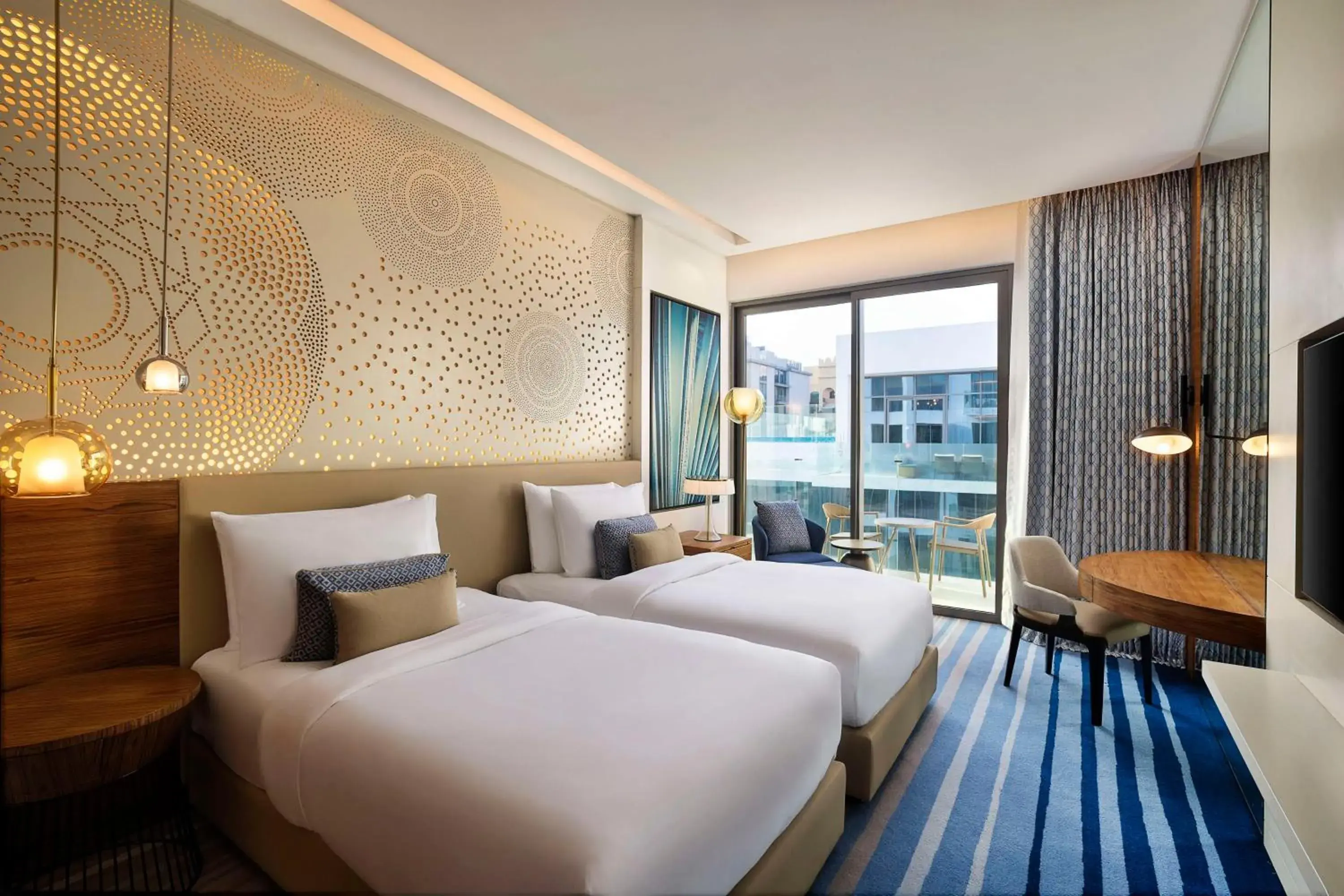 Deluxe Twin Room with Sea View in Tumbi Hotel Dubai The Palm,Tapestry Collection Hilton Deluxe Twin Room with Sea View in Tumbi Hotel Dubai The Palm,Tapestry Collection Hilton