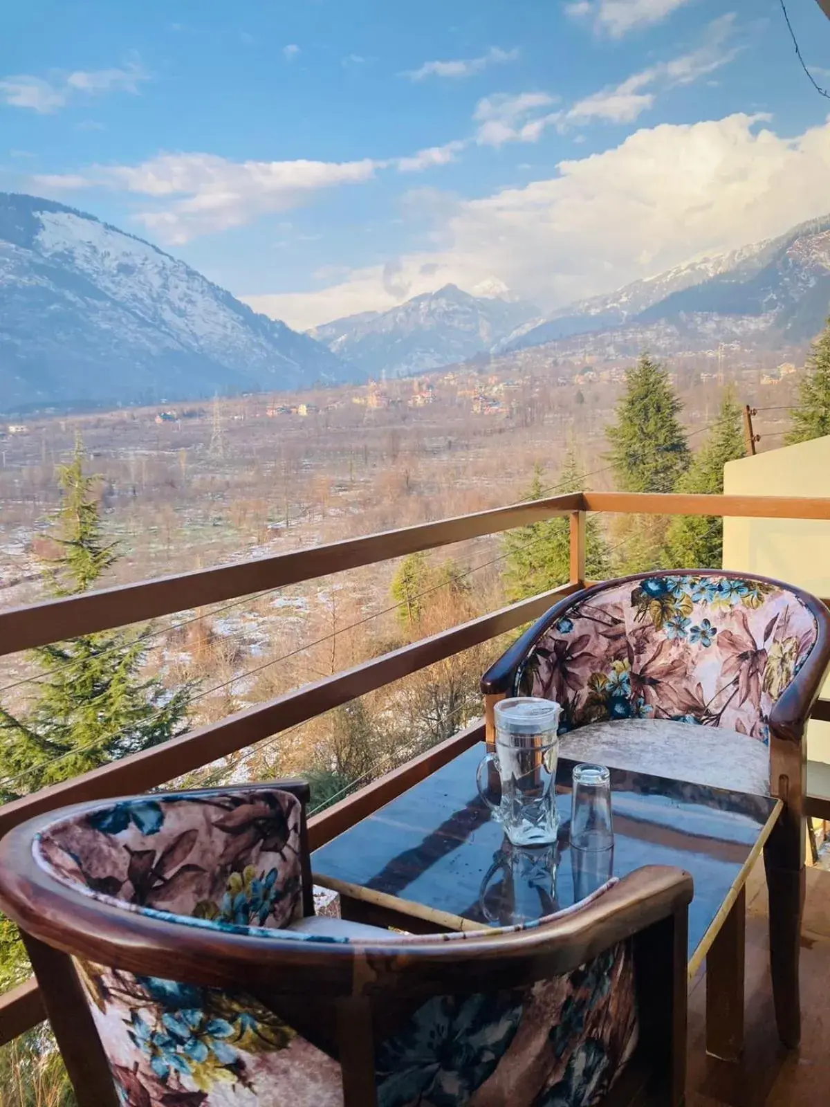 Double Room with Mountain View - single occupancy in Snow Crest Residency - A Pure Veg Hotel Double Room with Mountain View - single occupancy in Snow Crest Residency - A Pure Veg Hotel