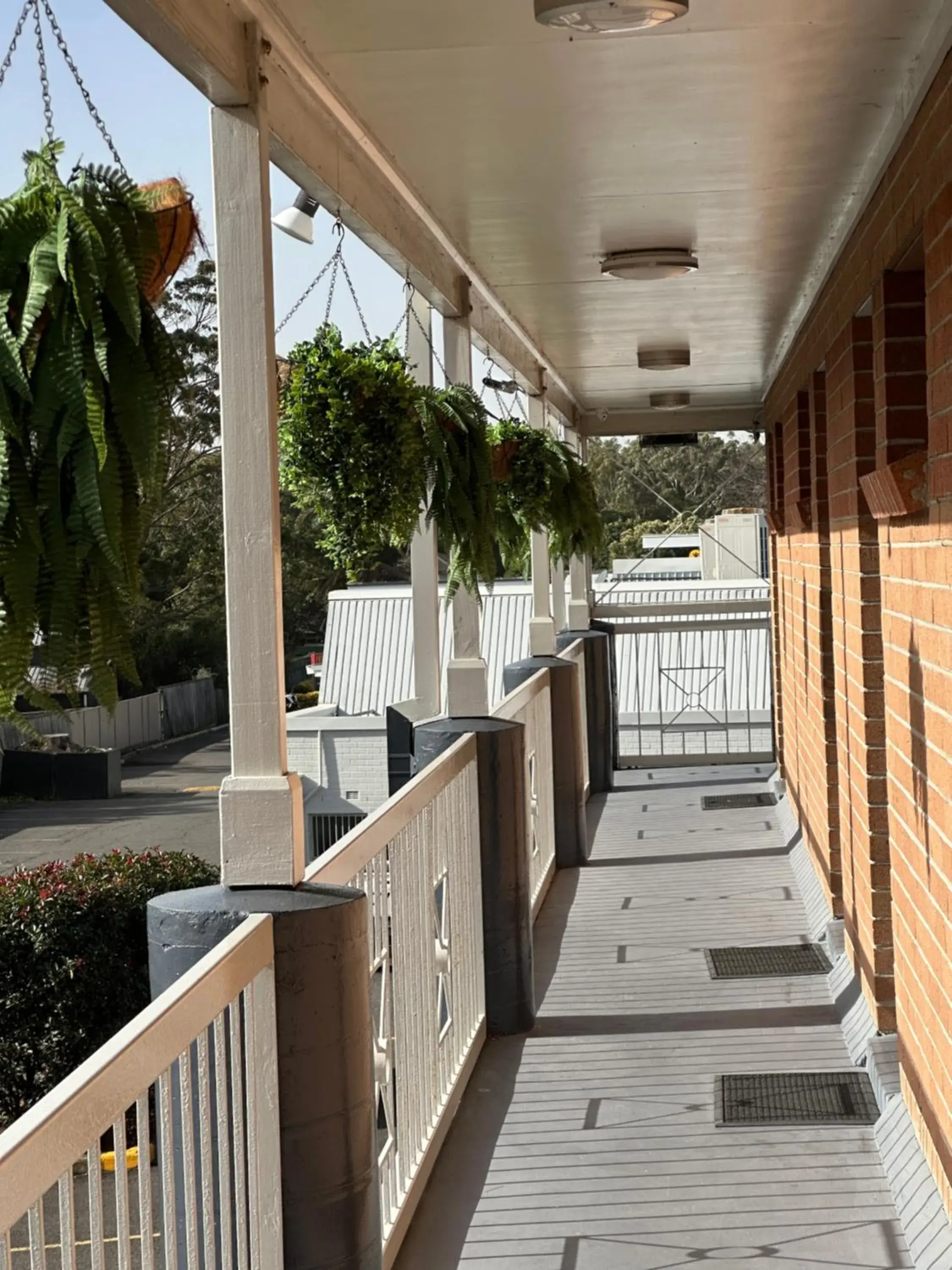 Standard Queen Room in The Oaks Hotel Motel Standard Queen Room in The Oaks Hotel Motel