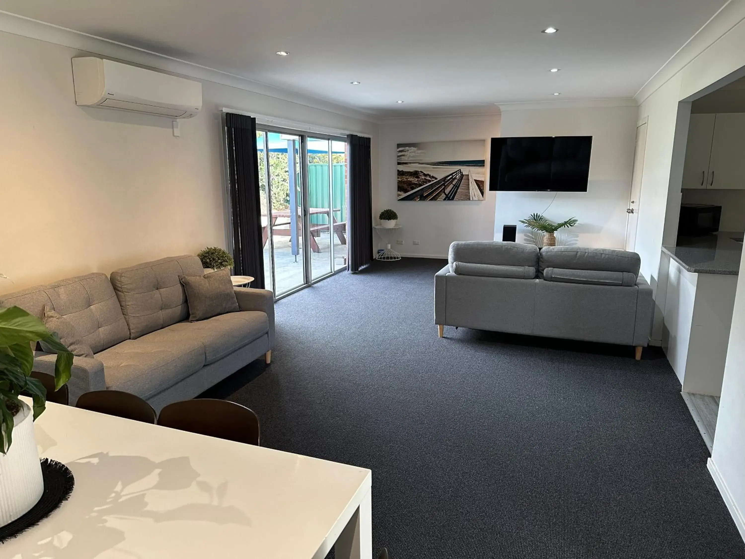 Family Suite in The Oaks Hotel Motel Family Suite in The Oaks Hotel Motel