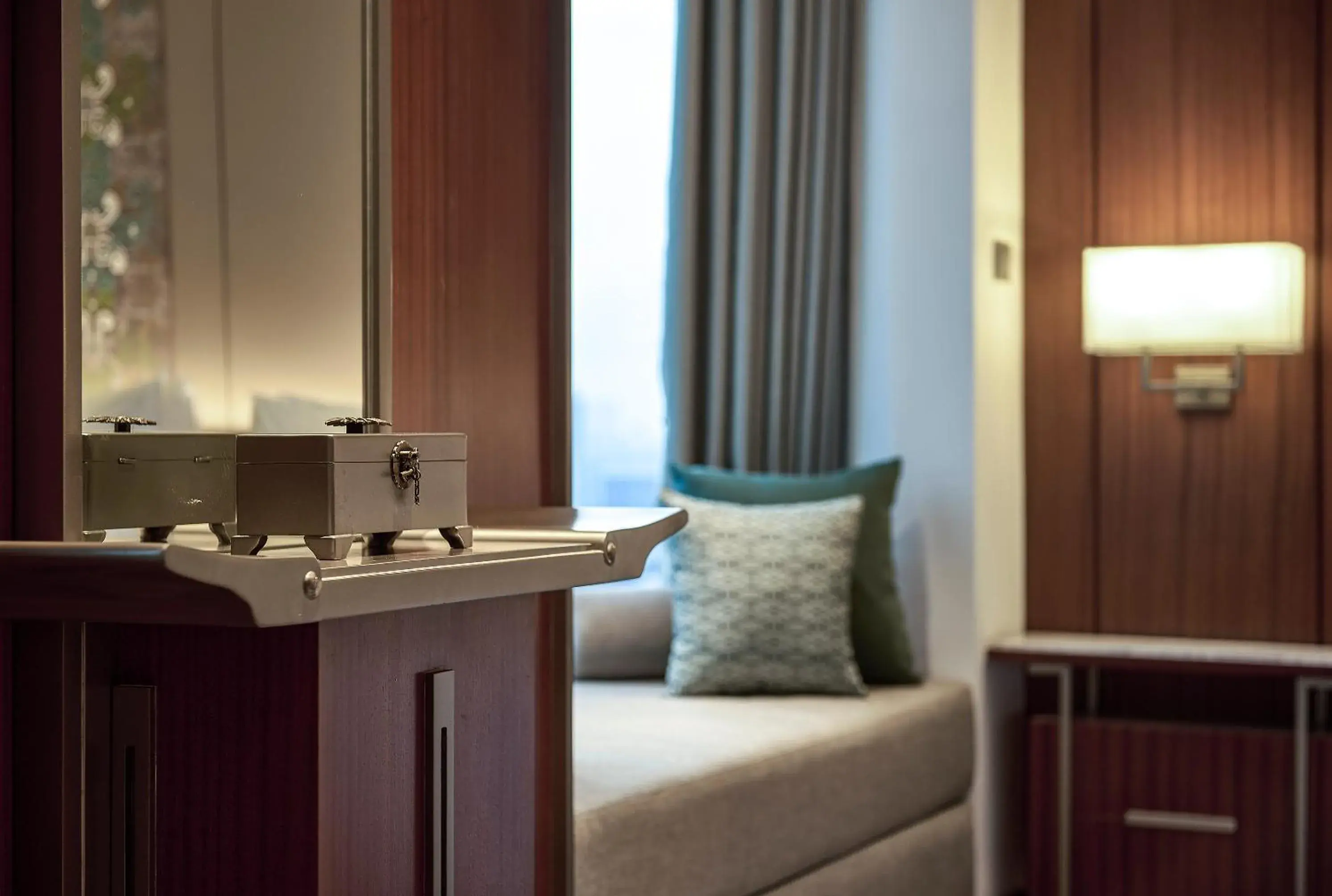 Twin Room - single occupancy - Club Access in Grand Hyatt Jakarta Twin Room - single occupancy - Club Access in Grand Hyatt Jakarta