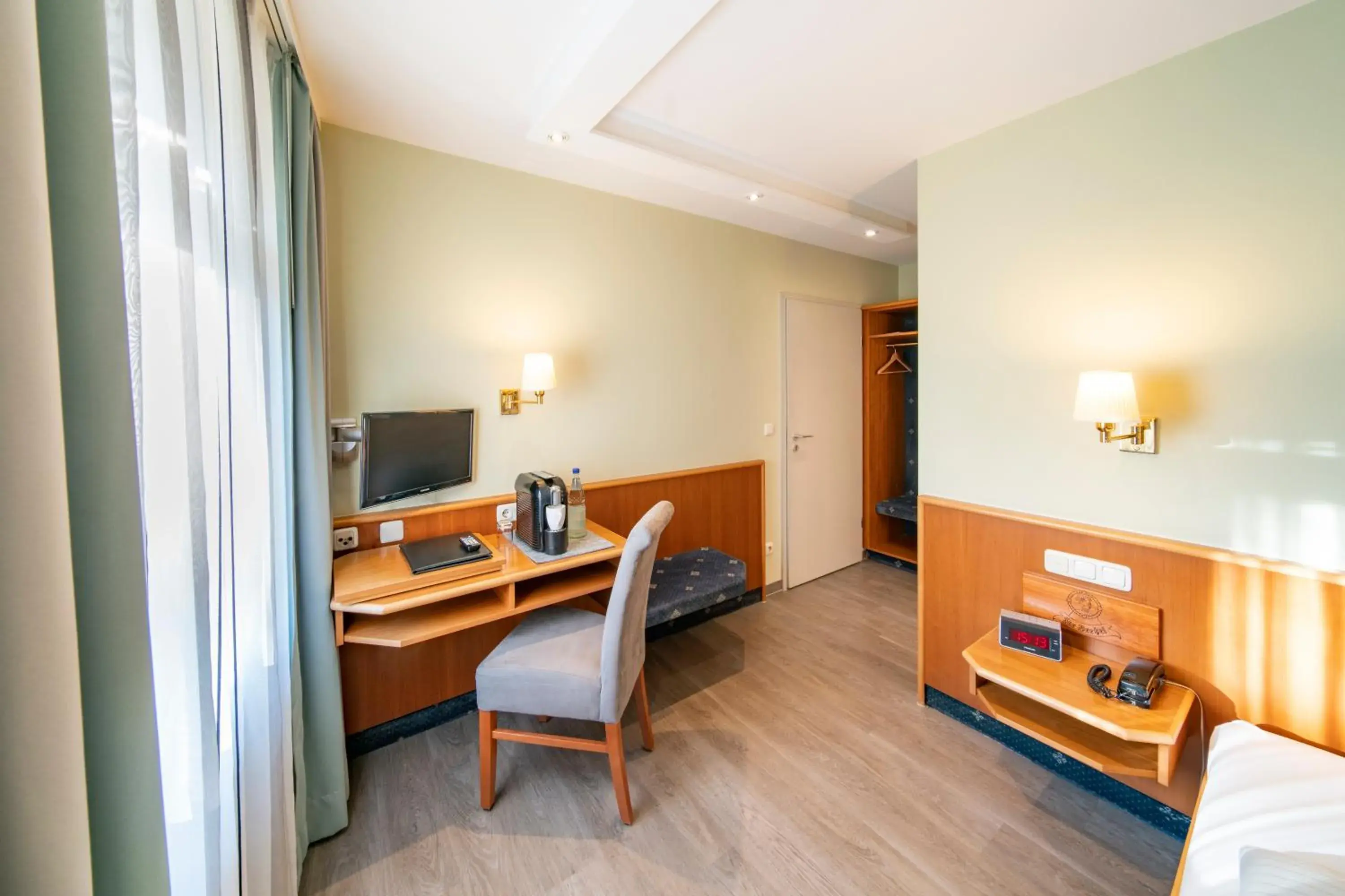 Comfort Single Room - single occupancy in Landhotel Zur Bretzel Comfort Single Room - single occupancy in Landhotel Zur Bretzel