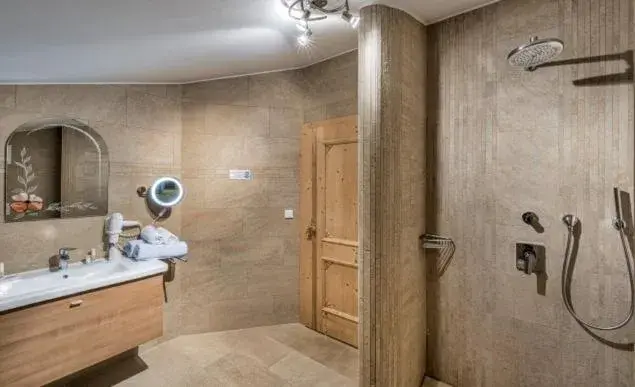 Deluxe Room in Landgasthaus & Hotel Kurfer Hof Deluxe Room in Landgasthaus & Hotel Kurfer Hof