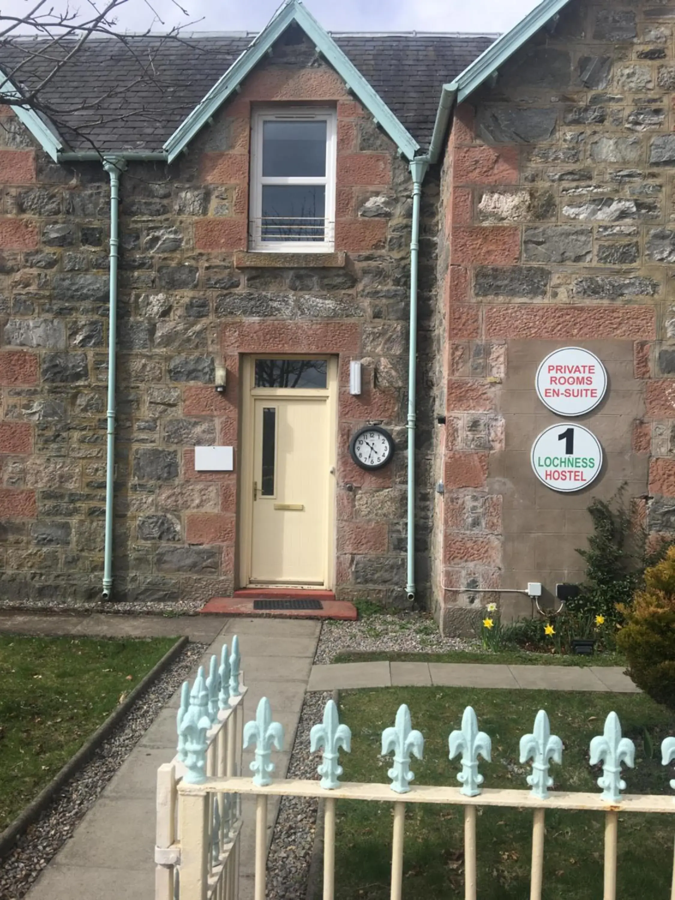 1 Lochness Rooms&Hostel 1 Lochness Rooms&Hostel