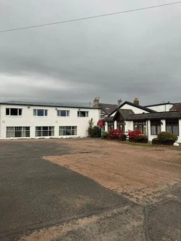 Lomond Hills Hotel & Health Club Lomond Hills Hotel & Health Club