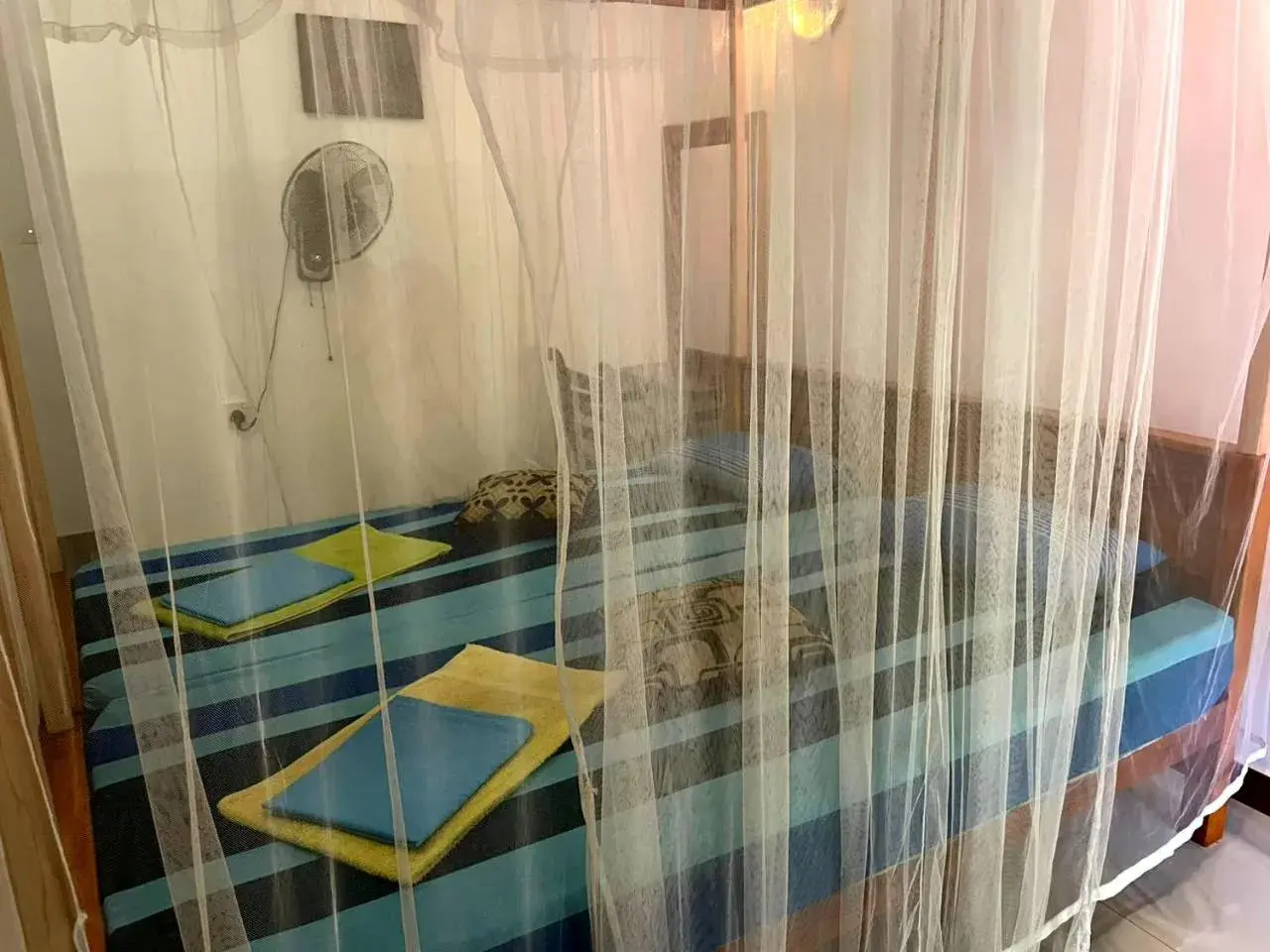 Double Room with Balcony Non AC in La Safari Inn Tissamaharama Double Room with Balcony Non AC in La Safari Inn Tissamaharama