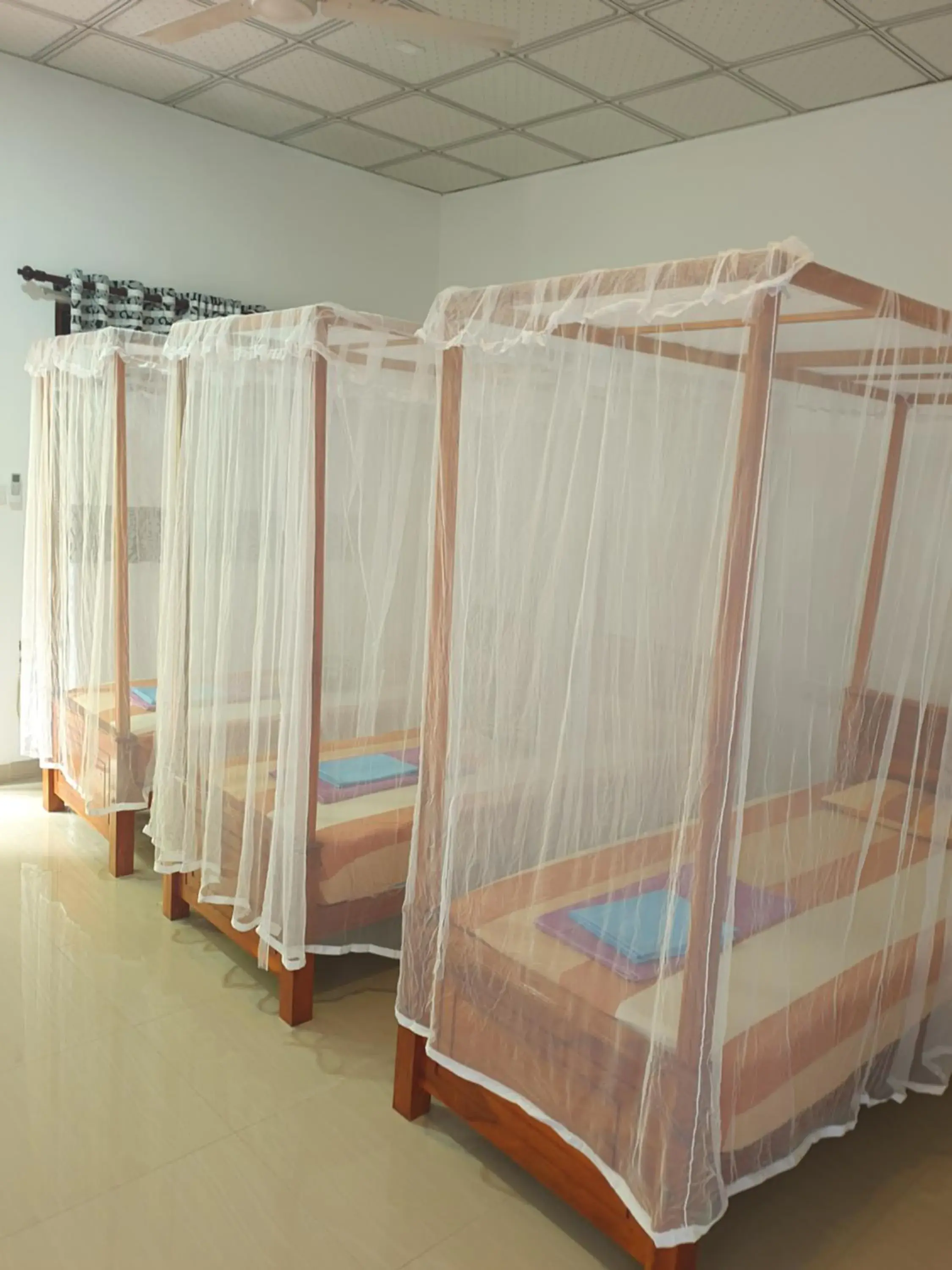 Triple Room with Balcony in La Safari Inn Tissamaharama Triple Room with Balcony in La Safari Inn Tissamaharama