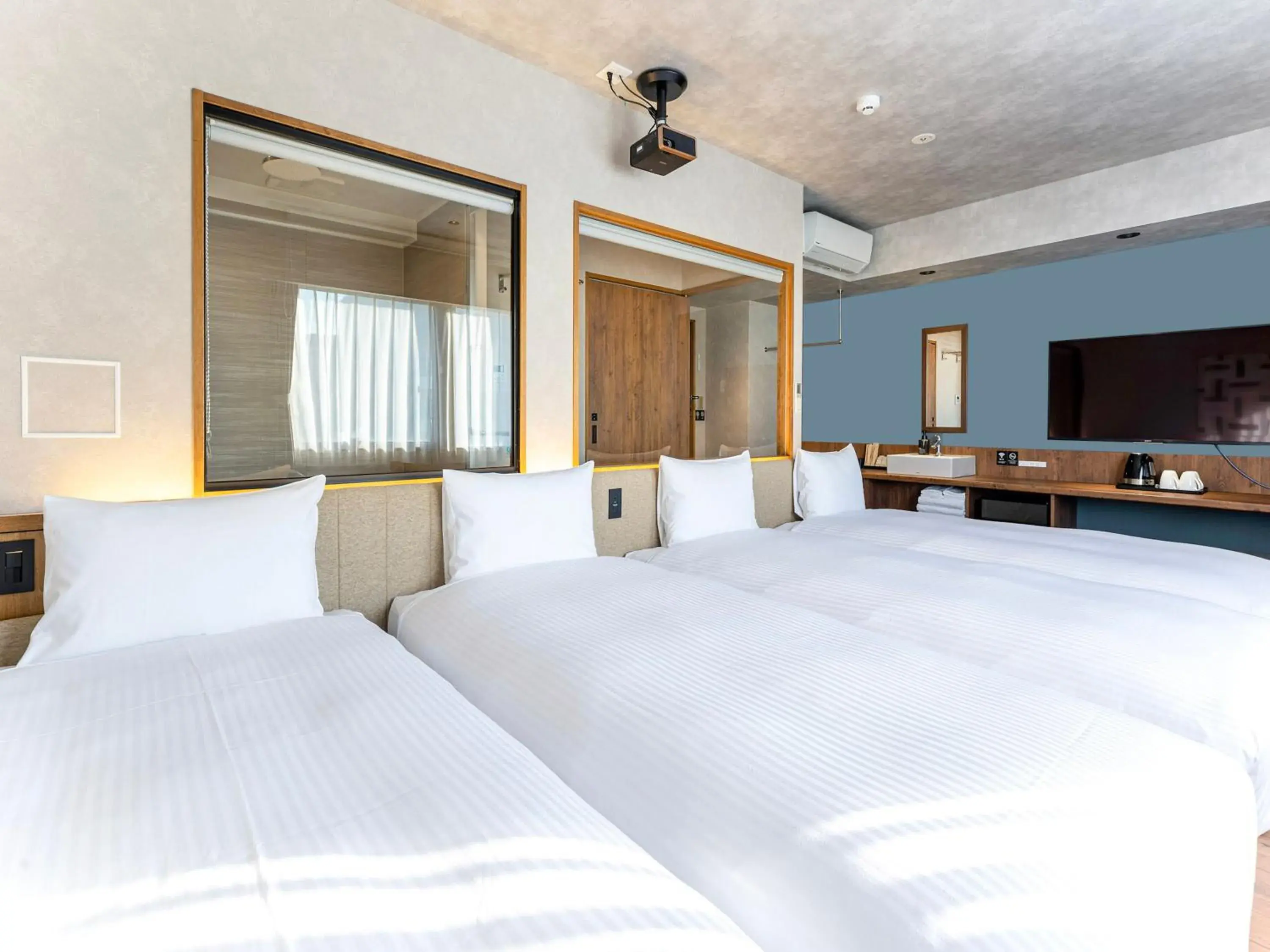 Quadruple Room Non-Smoking in LACER OKINAWA NAHA Miebashi Quadruple Room Non-Smoking in LACER OKINAWA NAHA Miebashi