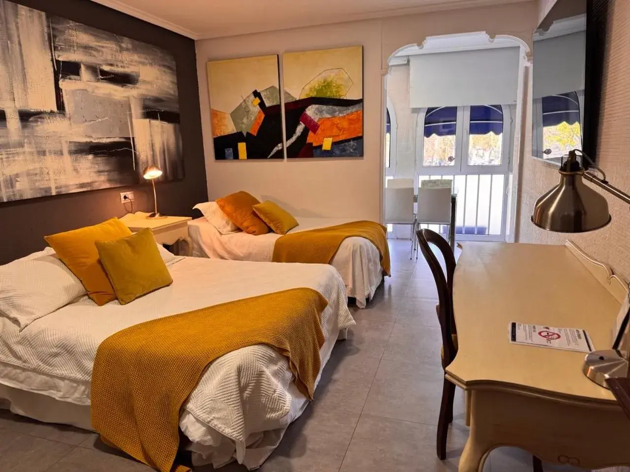 Two-Bedroom Apartment (4 Adults + 1 Child) in Apartamentos Las Brisas Two-Bedroom Apartment (4 Adults + 1 Child) in Apartamentos Las Brisas