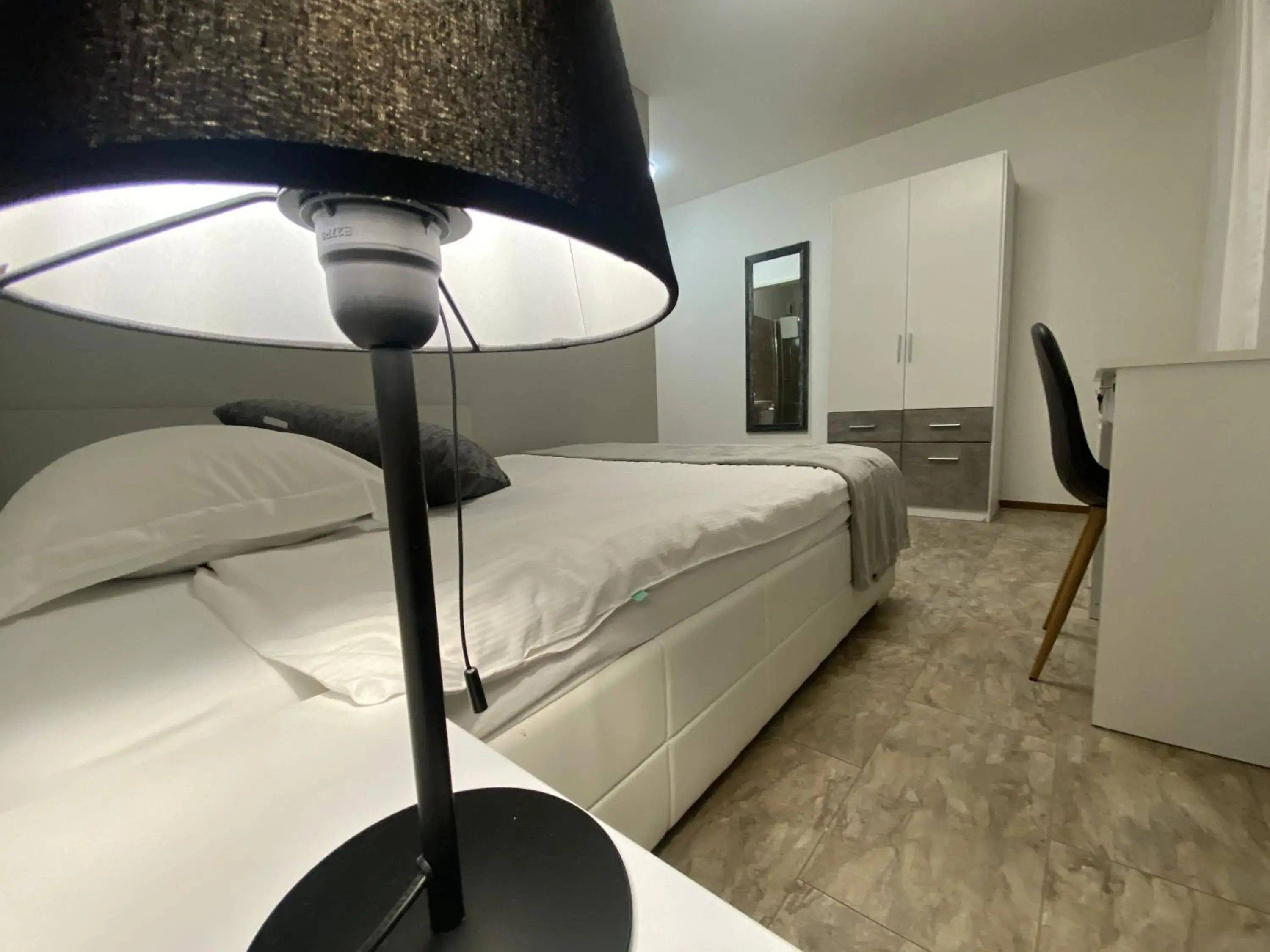 Deluxe Single Room in Albergo Stazione Deluxe Single Room in Albergo Stazione