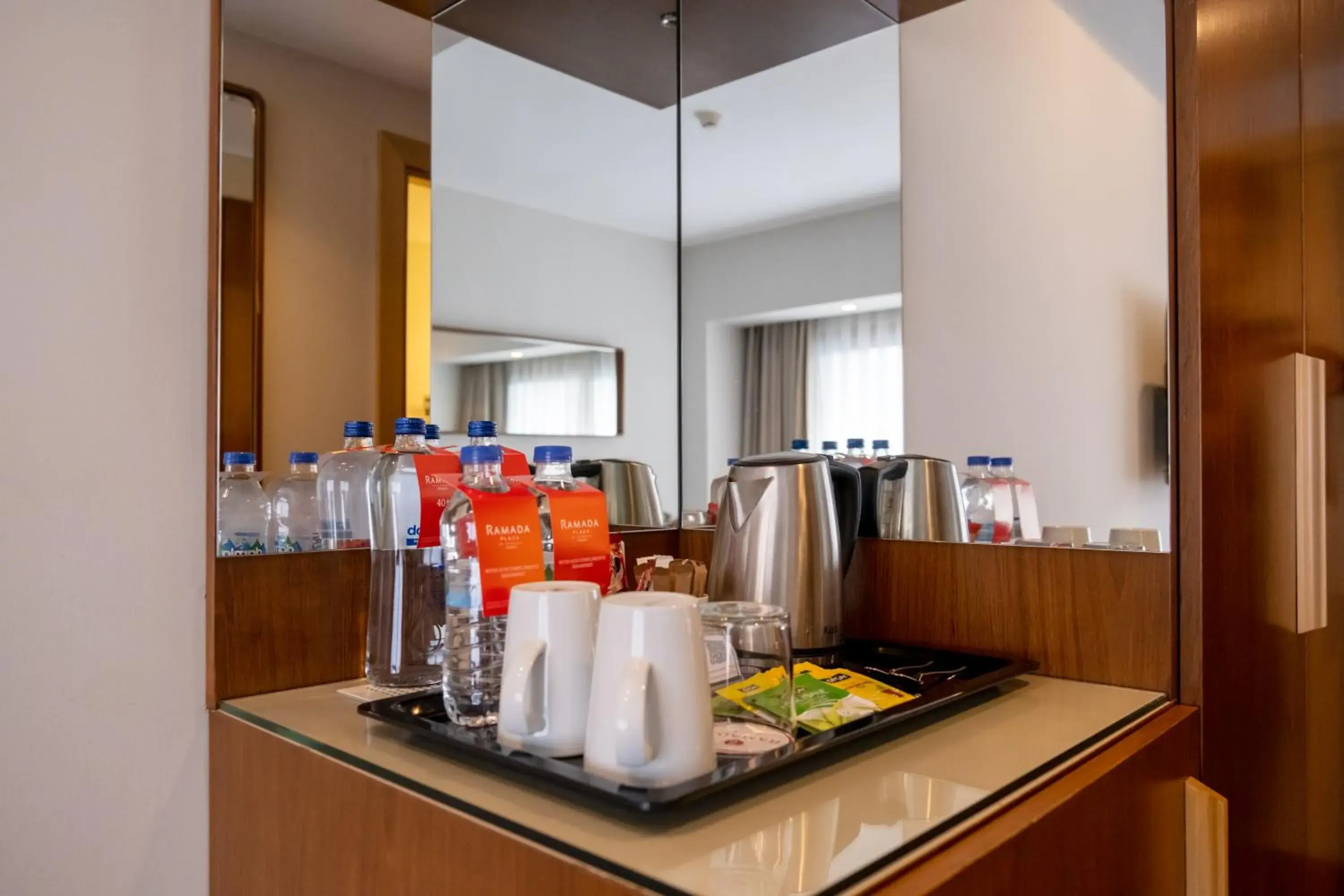 Corner Suite with City View in Ramada Plaza Hotel & Spa Trabzon Corner Suite with City View in Ramada Plaza Hotel & Spa Trabzon